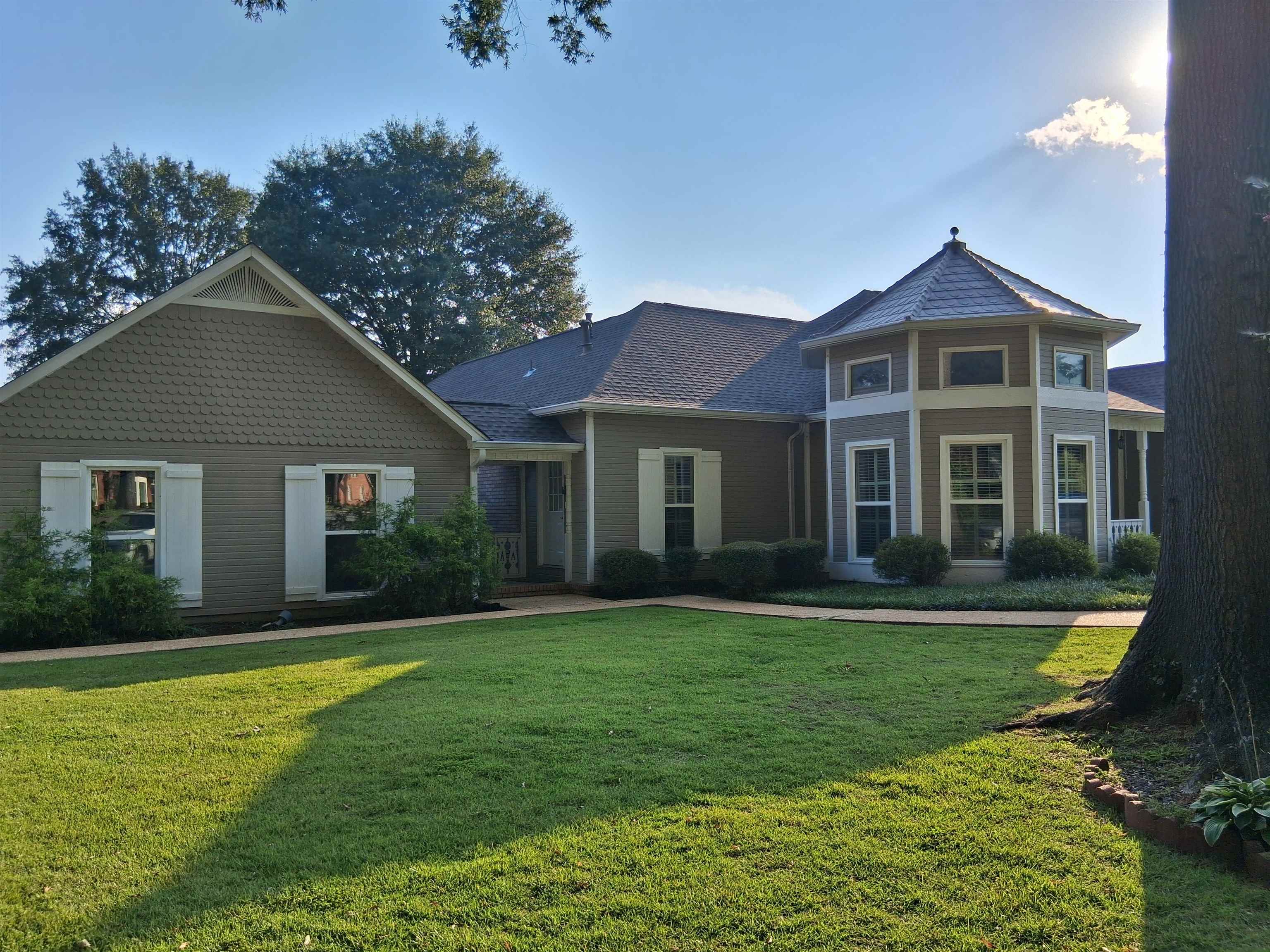 117 Willow Oak, Muscle Shoals, AL 35661 — photo 1