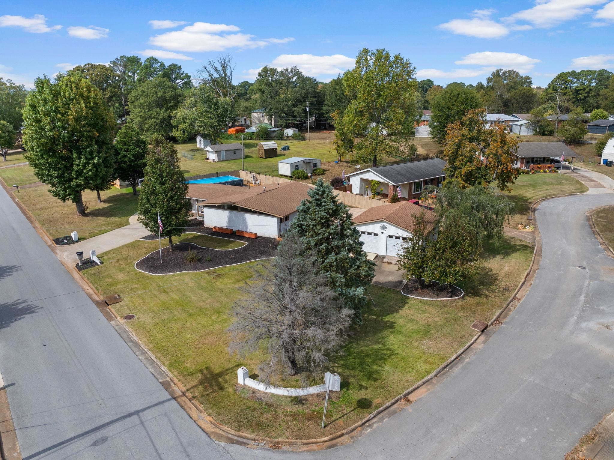 202 Davis Ave, Florence, AL 35633 — photo 3