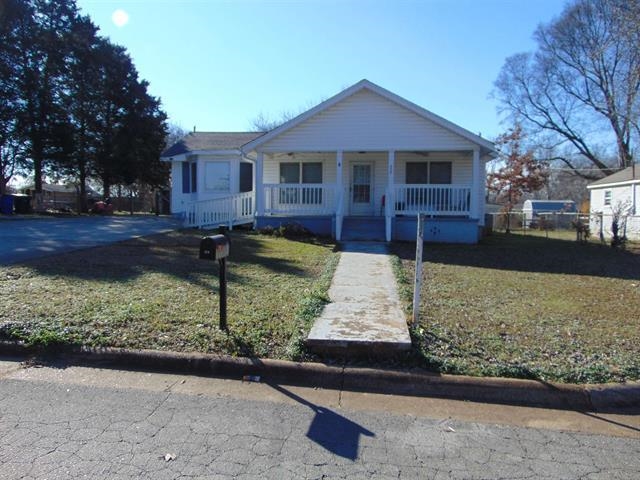 38 S Weakley St, Florence, AL 35630 — photo 2