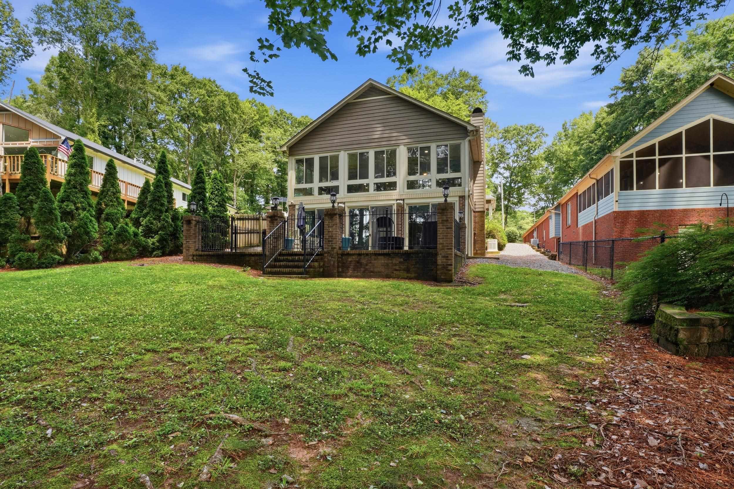 1335 Point of Pines, Guntersville, AL 35976 — photo 1