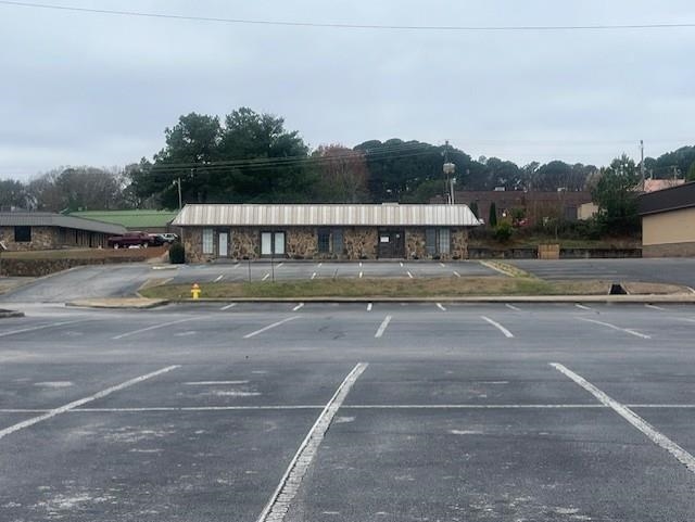 239 Azalea Dr, Florence, AL 35630 — photo 1