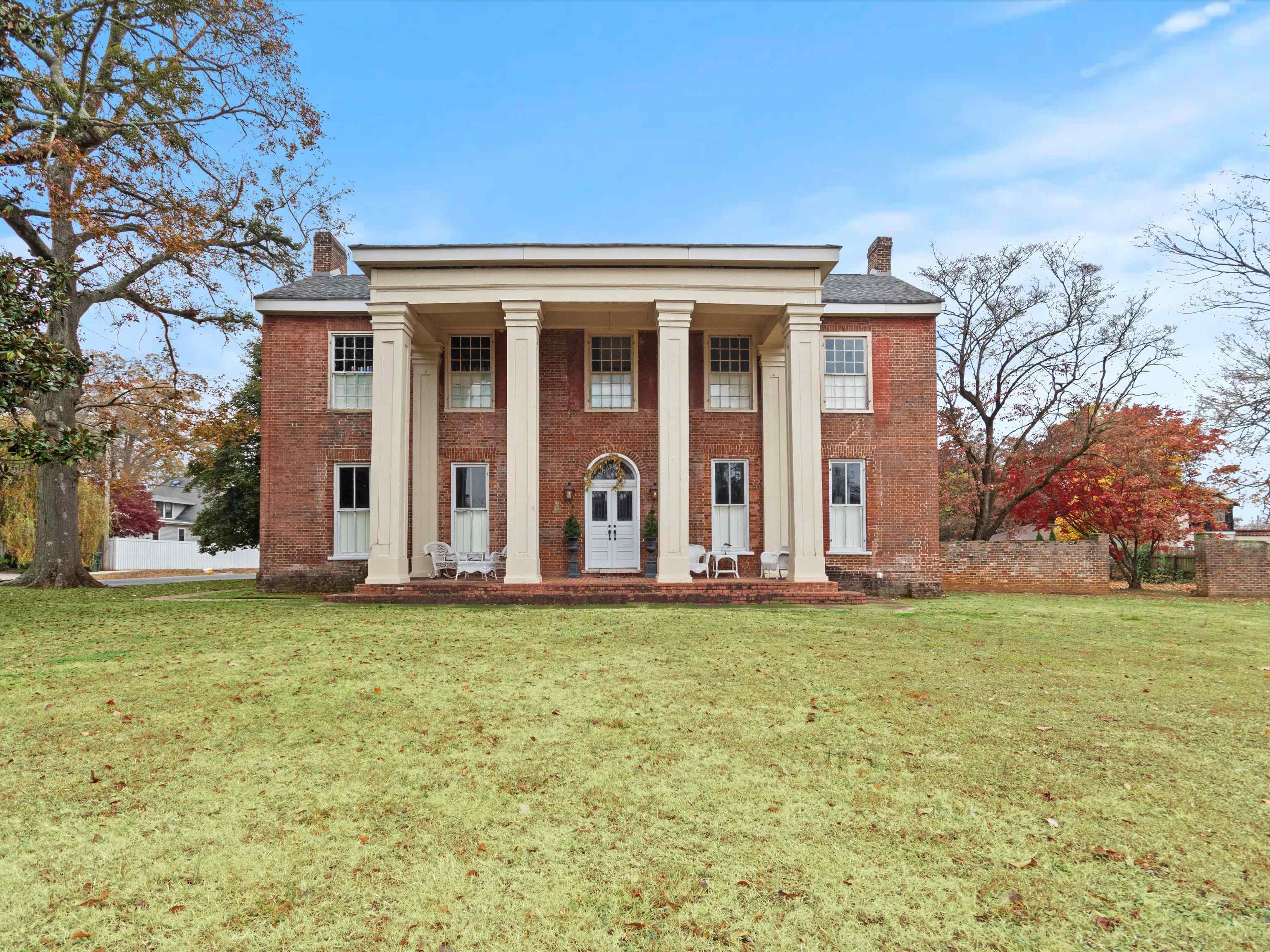 401 S Clinton St, Athens, AL 35611 — photo 1