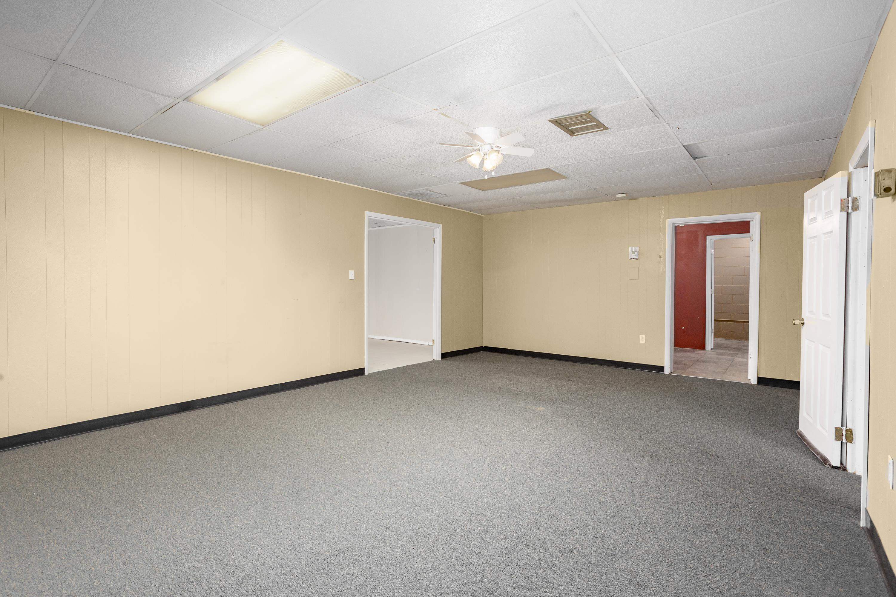 2211 Woodard Ave, Muscle Shoals, AL 35661 — photo 4