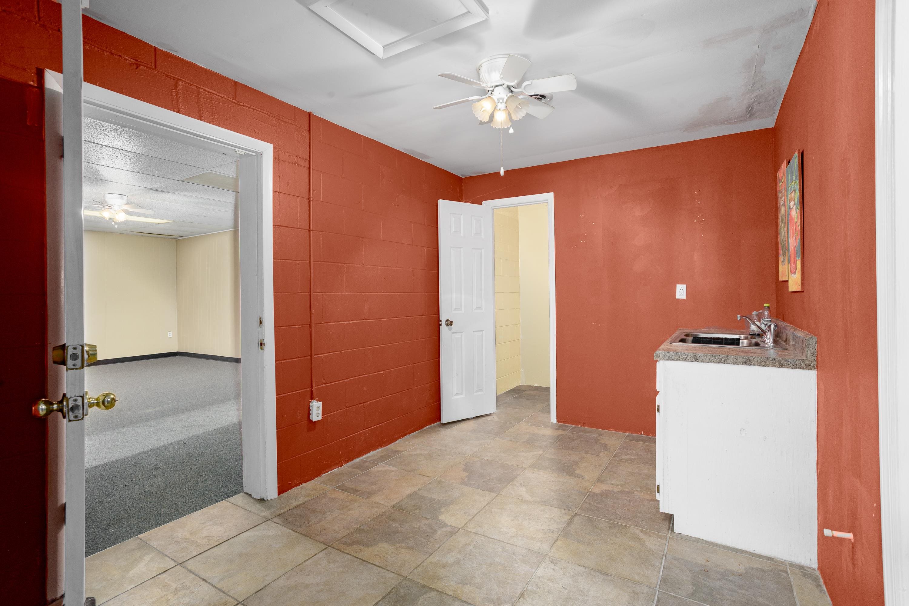 2211 Woodard Ave, Muscle Shoals, AL 35661 — photo 5