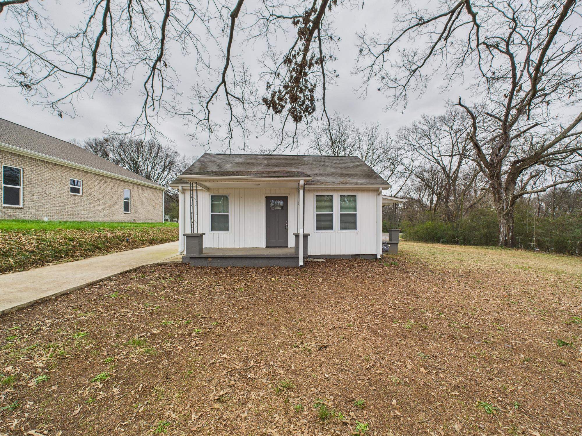629 Enterprise St, Florence, AL 35630 — photo 1