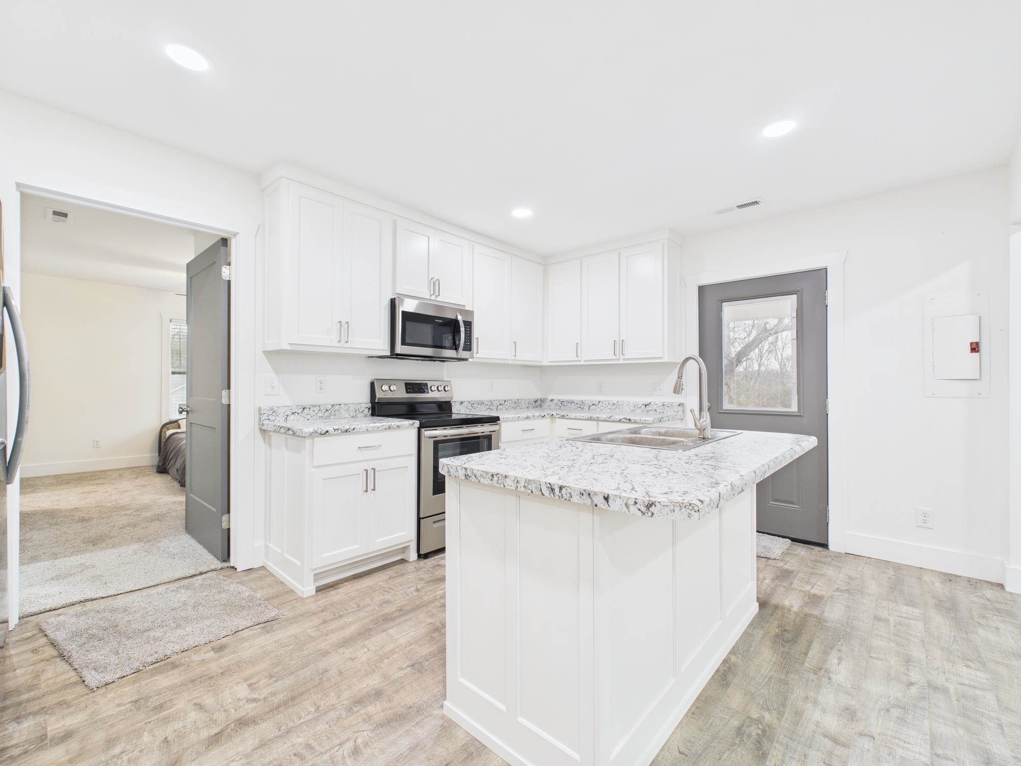 629 Enterprise St, Florence, AL 35630 — photo 8