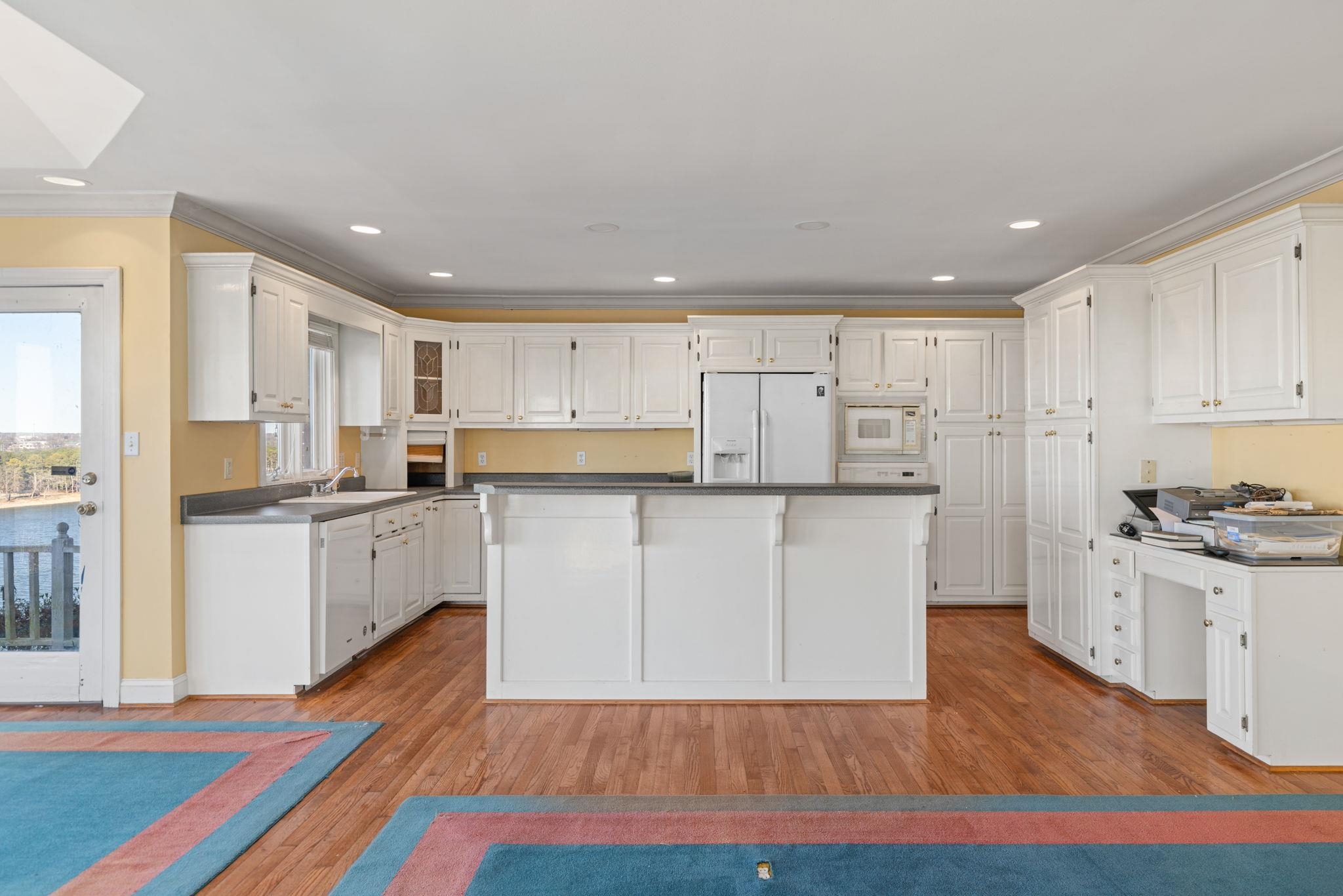 108 Holland Dr, Sheffield, AL 35660 — photo 11