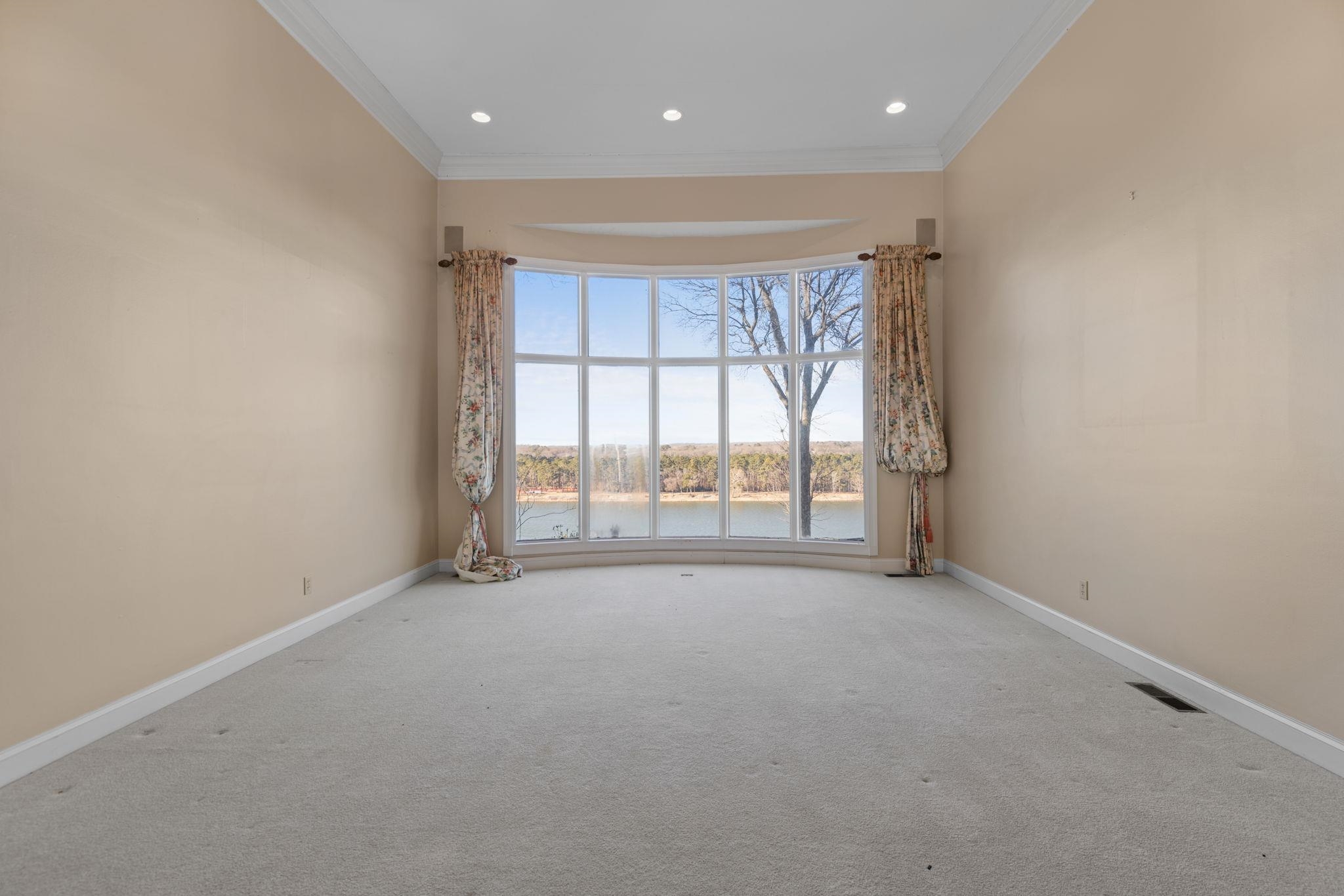 108 Holland Dr, Sheffield, AL 35660 — photo 6