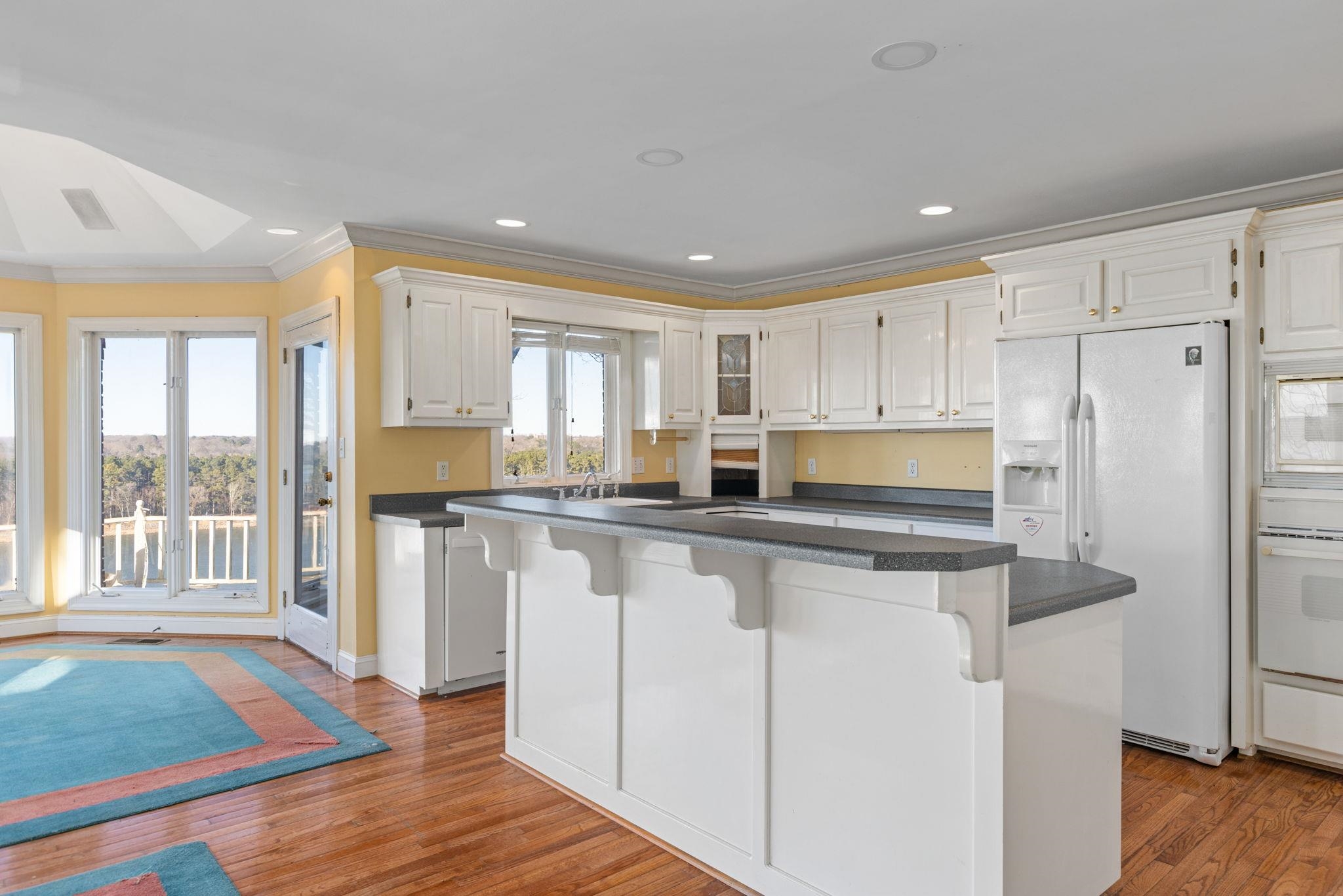108 Holland Dr, Sheffield, AL 35660 — photo 10
