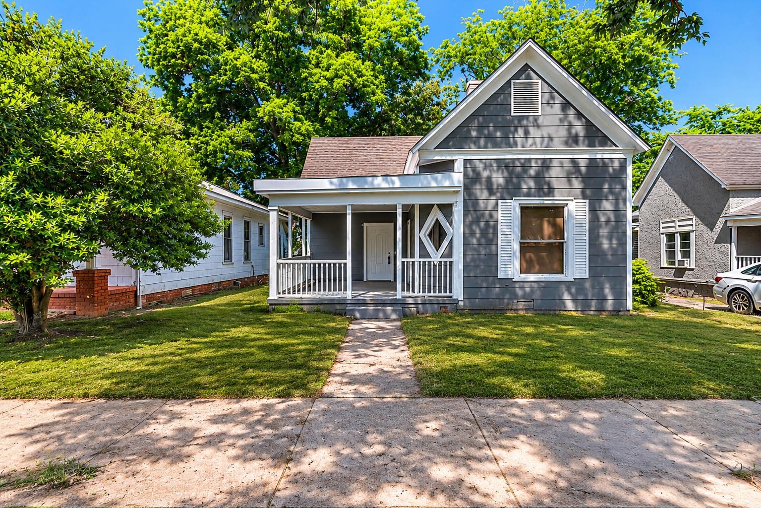 703 N Atlanta Ave, Sheffield, AL 35660 — photo 1