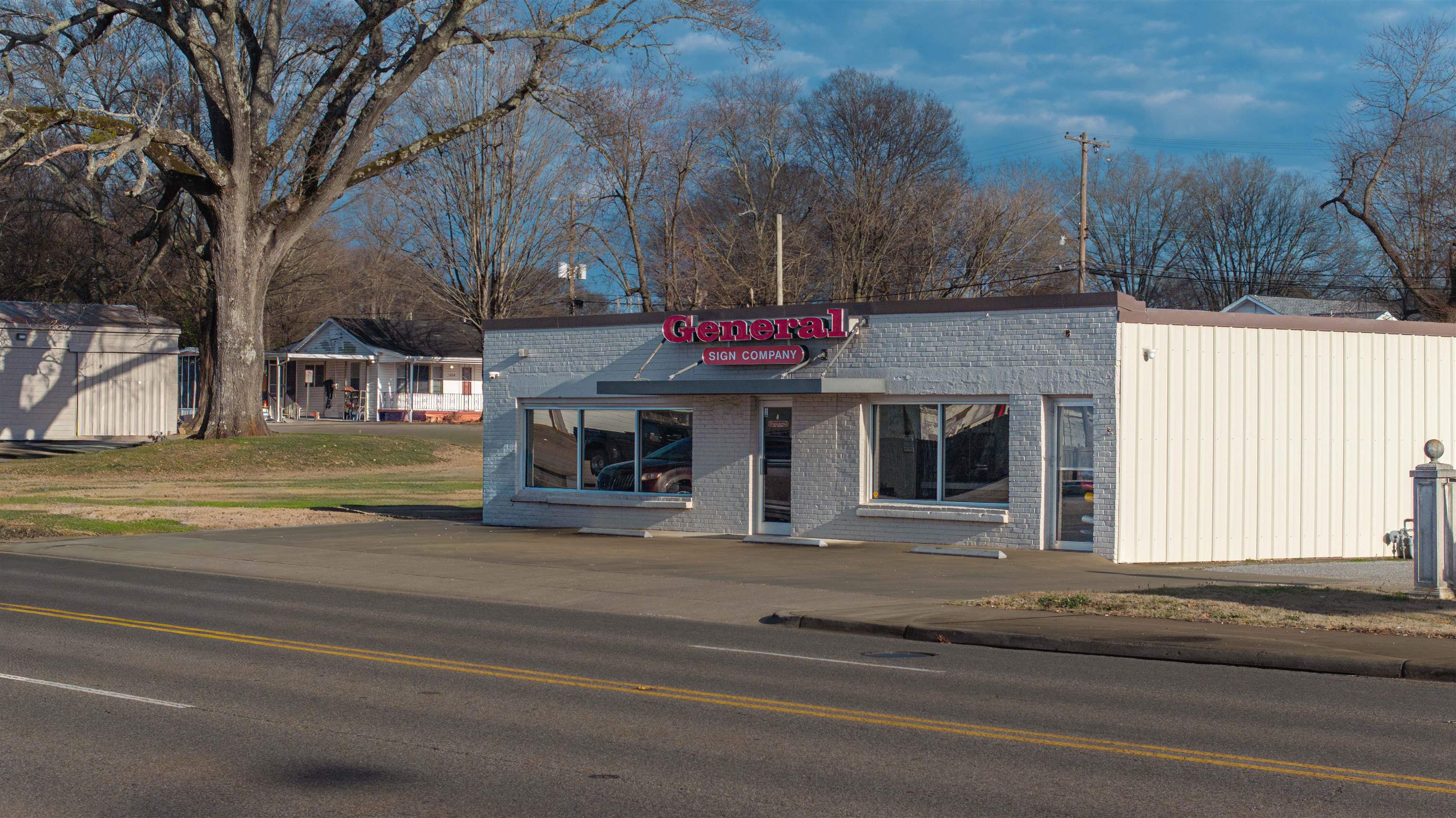 2724 N Jackson Hwy, Sheffield, AL 35660 — photo 1