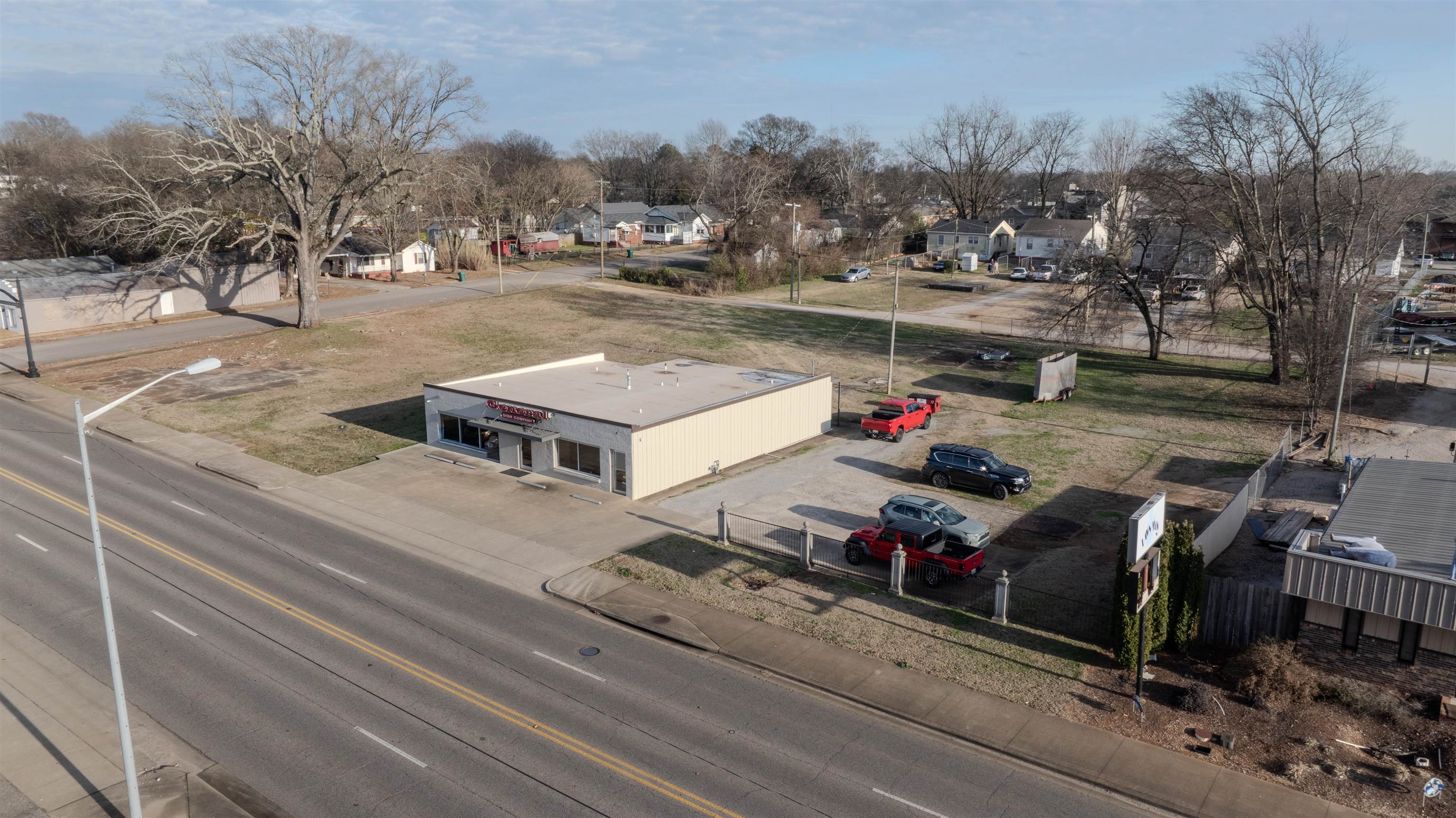 2724 N Jackson Hwy, Sheffield, AL 35660 — photo 2