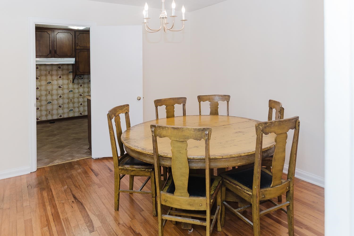 613 N Broad St, Tuscumbia, AL 35674 — photo 7