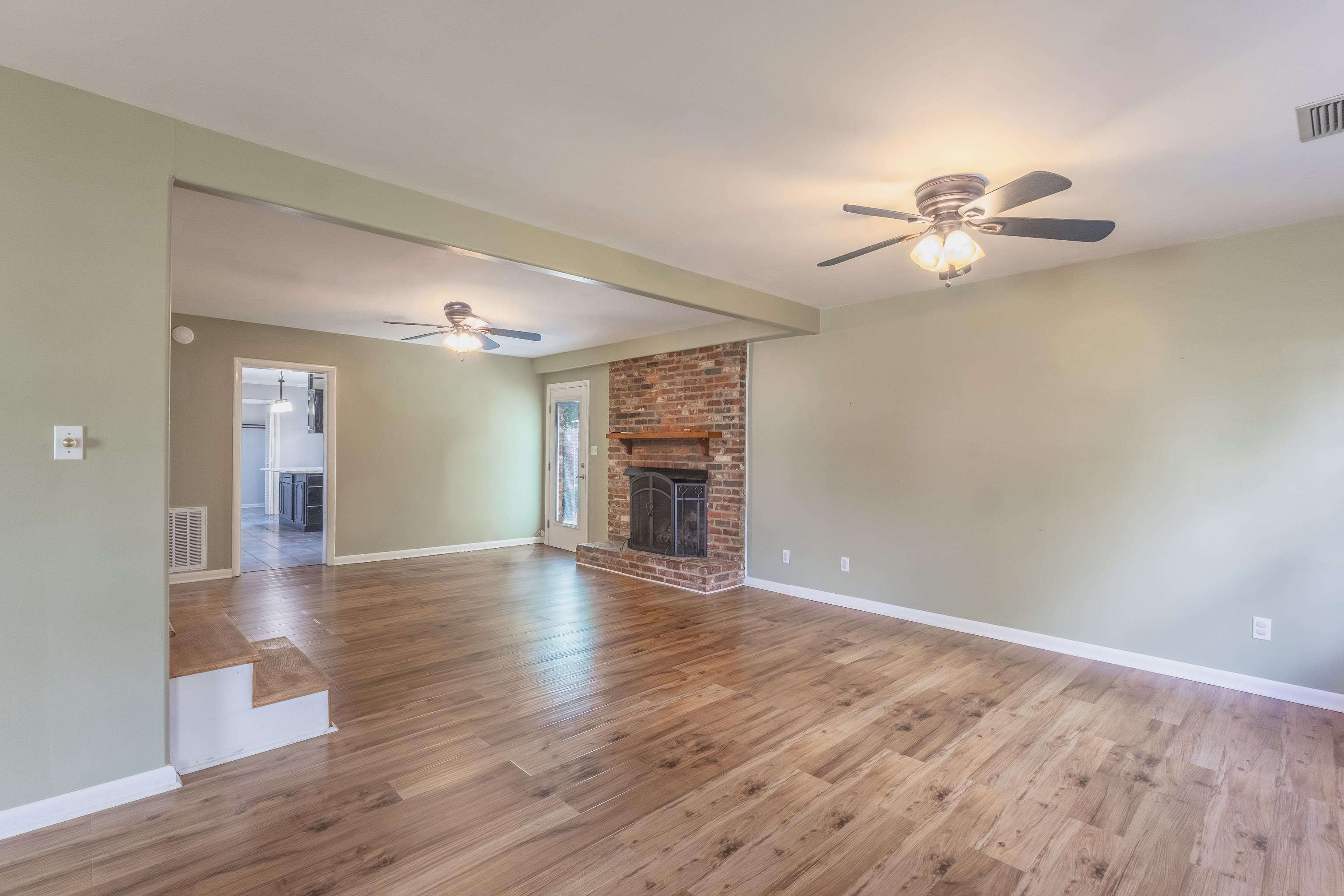 569 Hazelwood Dr, Florence, AL 35630 — photo 8