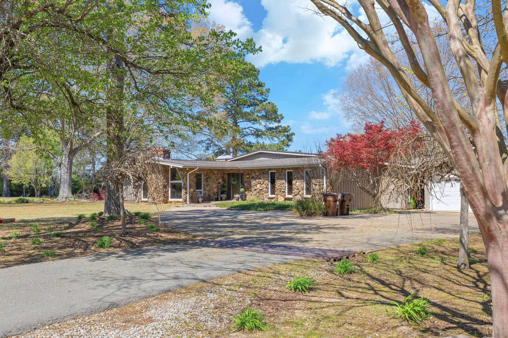 201 10th Ave, Red Bay, AL 35582 — photo 2