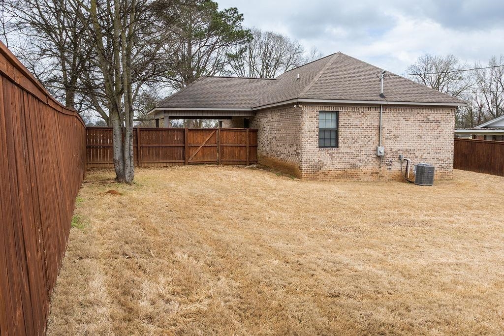 803A Virginia Ave, Tuscumbia, AL 35674 — photo 6