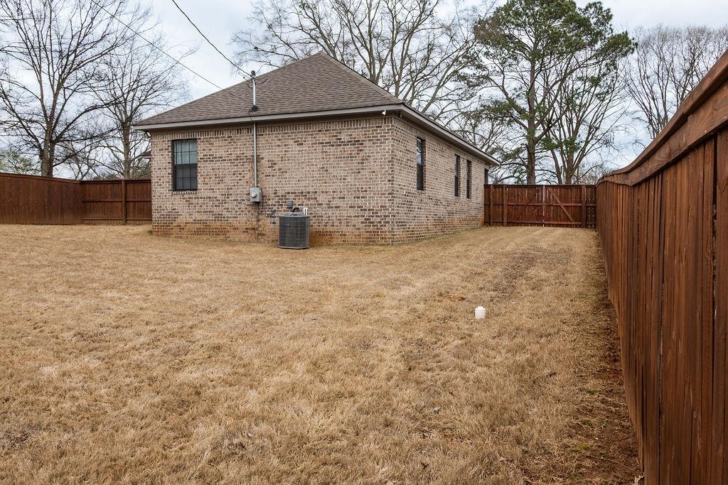 803A Virginia Ave, Tuscumbia, AL 35674 — photo 8