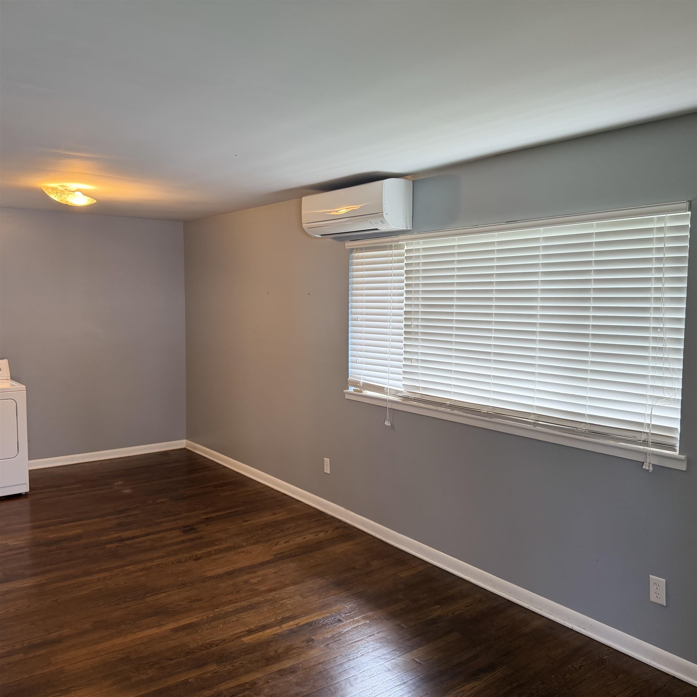 1010 W Irvine Ave, Florence, AL 35630 — photo 5