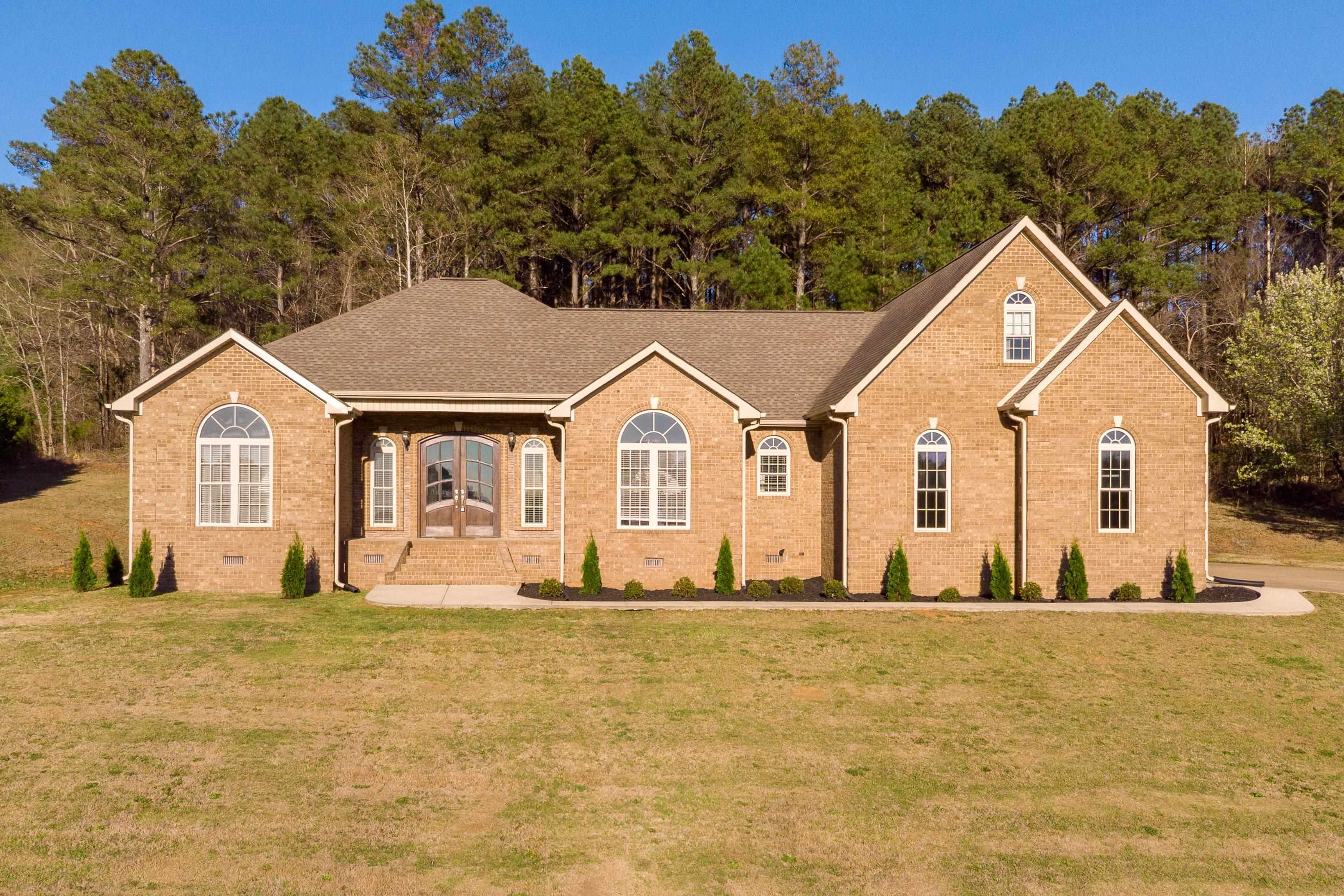 1227 Twin Pines Cir, Tuscumbia, AL 35674 — photo 1