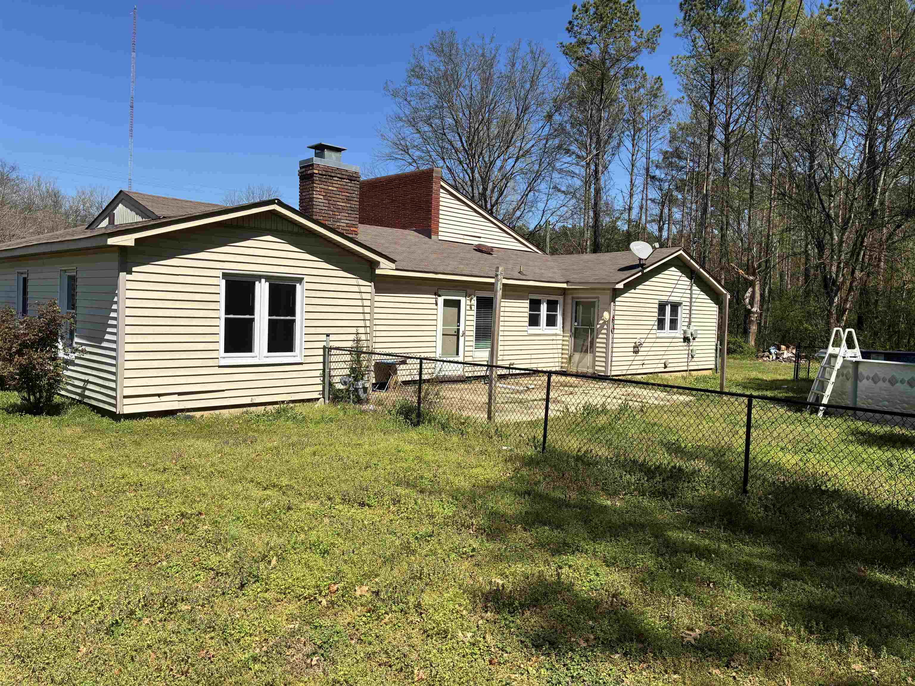 25 Russell Valley Rd