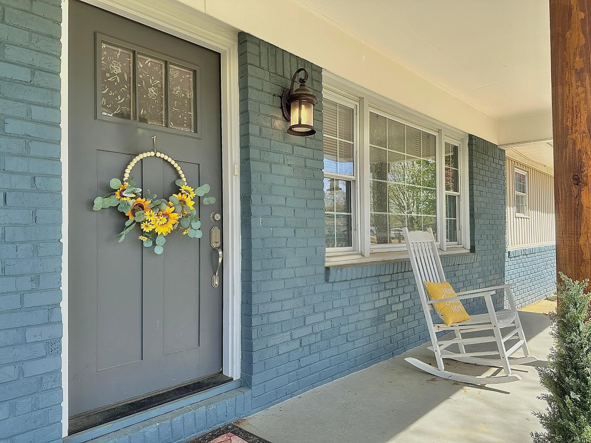 1009 Hemlock St, Tuscumbia, AL 35674 — photo 4
