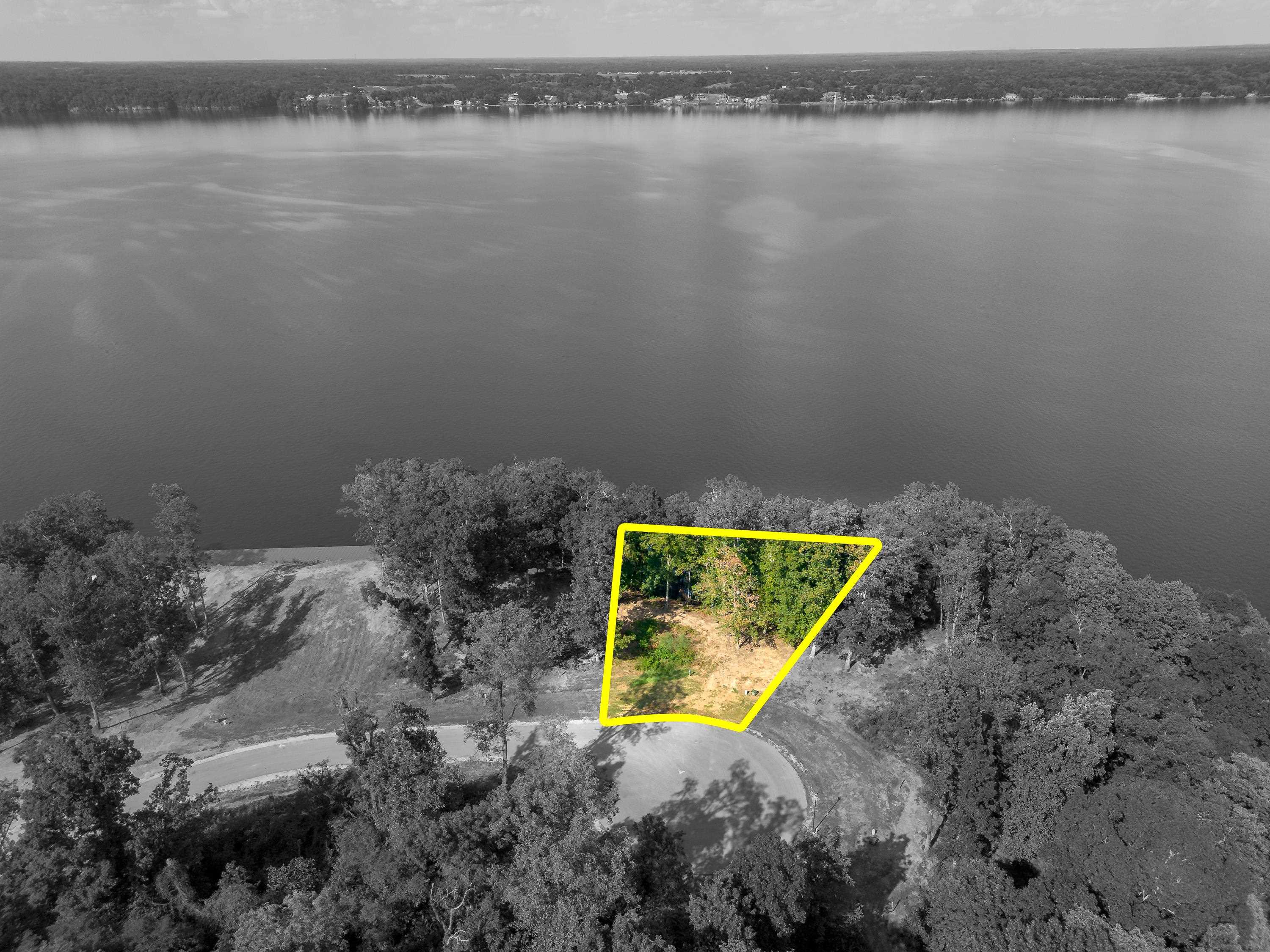 26 Bluff Dr, Muscle Shoals, AL 35661 — photo 7