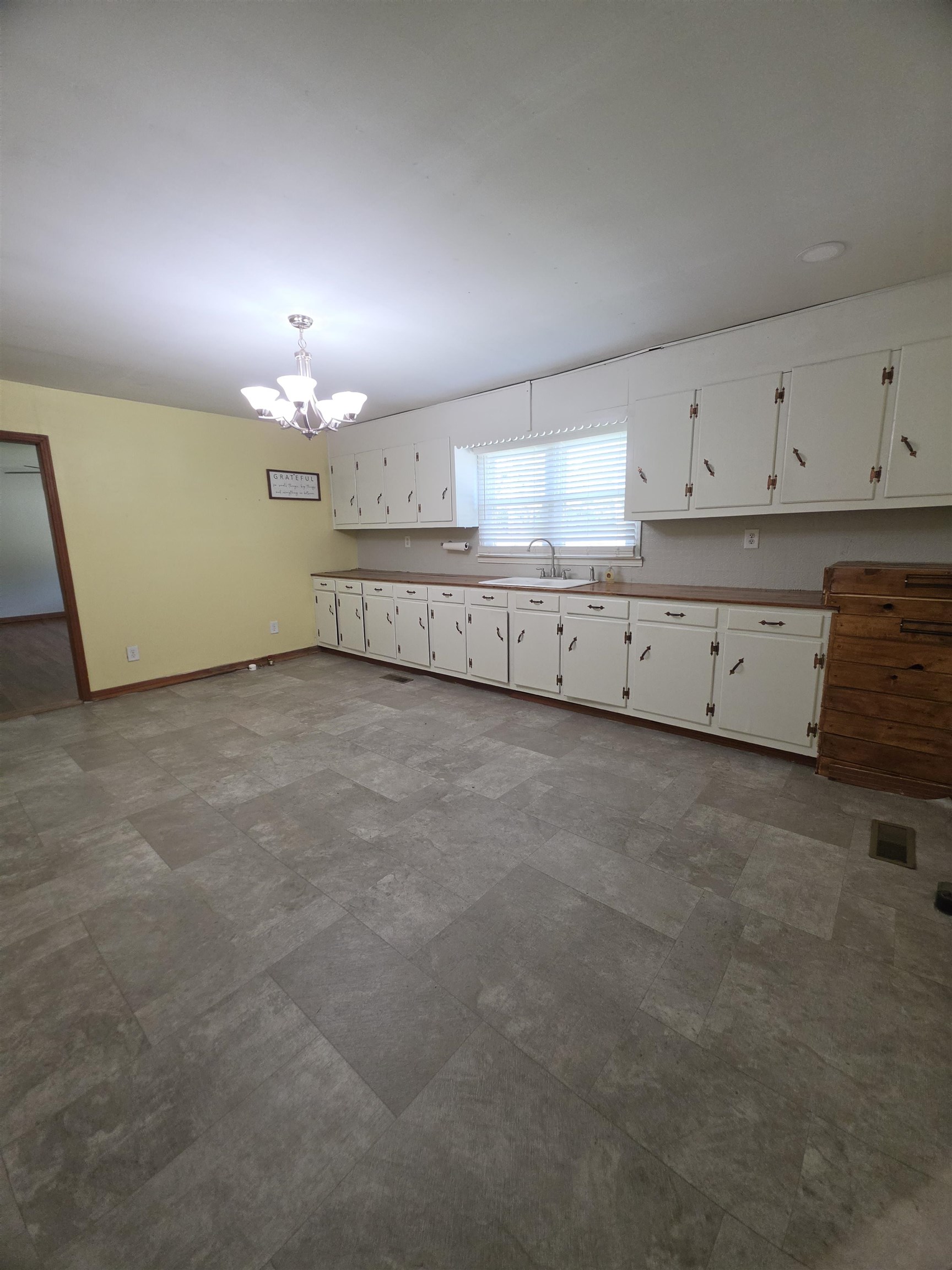 251 Clement Rd, Russellville, AL 35654 — photo 2