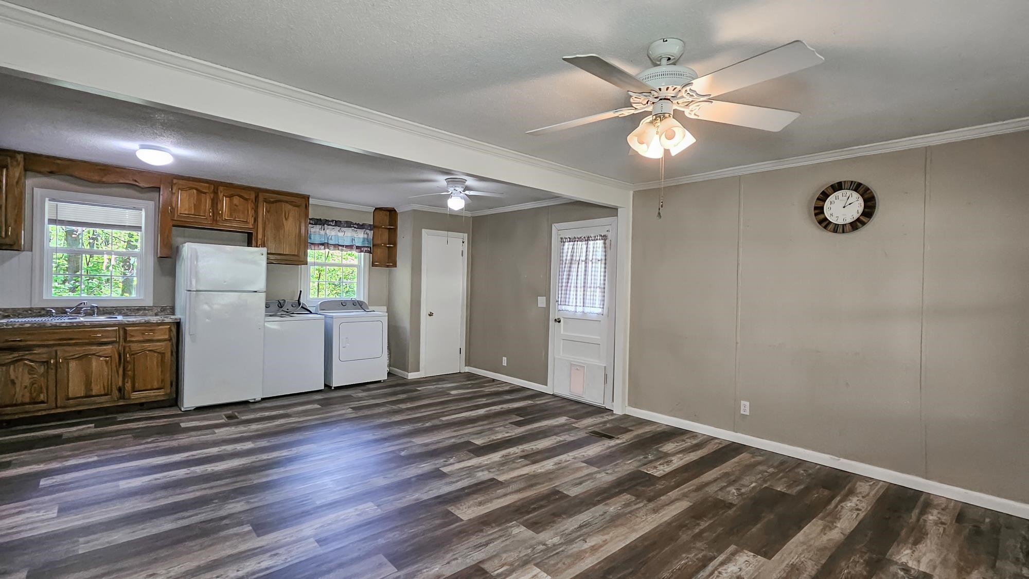 262 Bluewater Dr, Rogersville, AL 35652 — photo 2