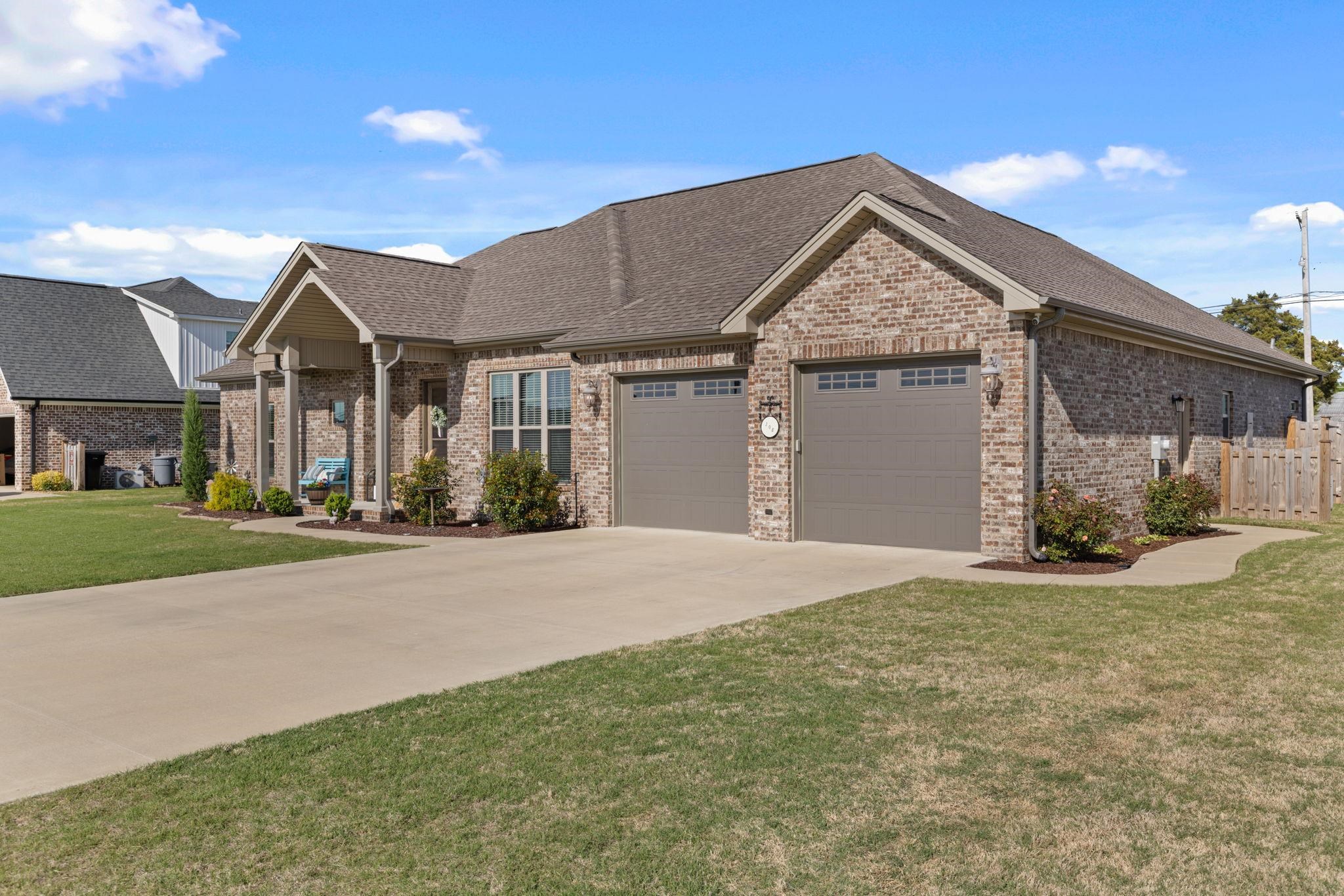 208 Wynchase Dr, Muscle Shoals, AL 35661 — photo 5
