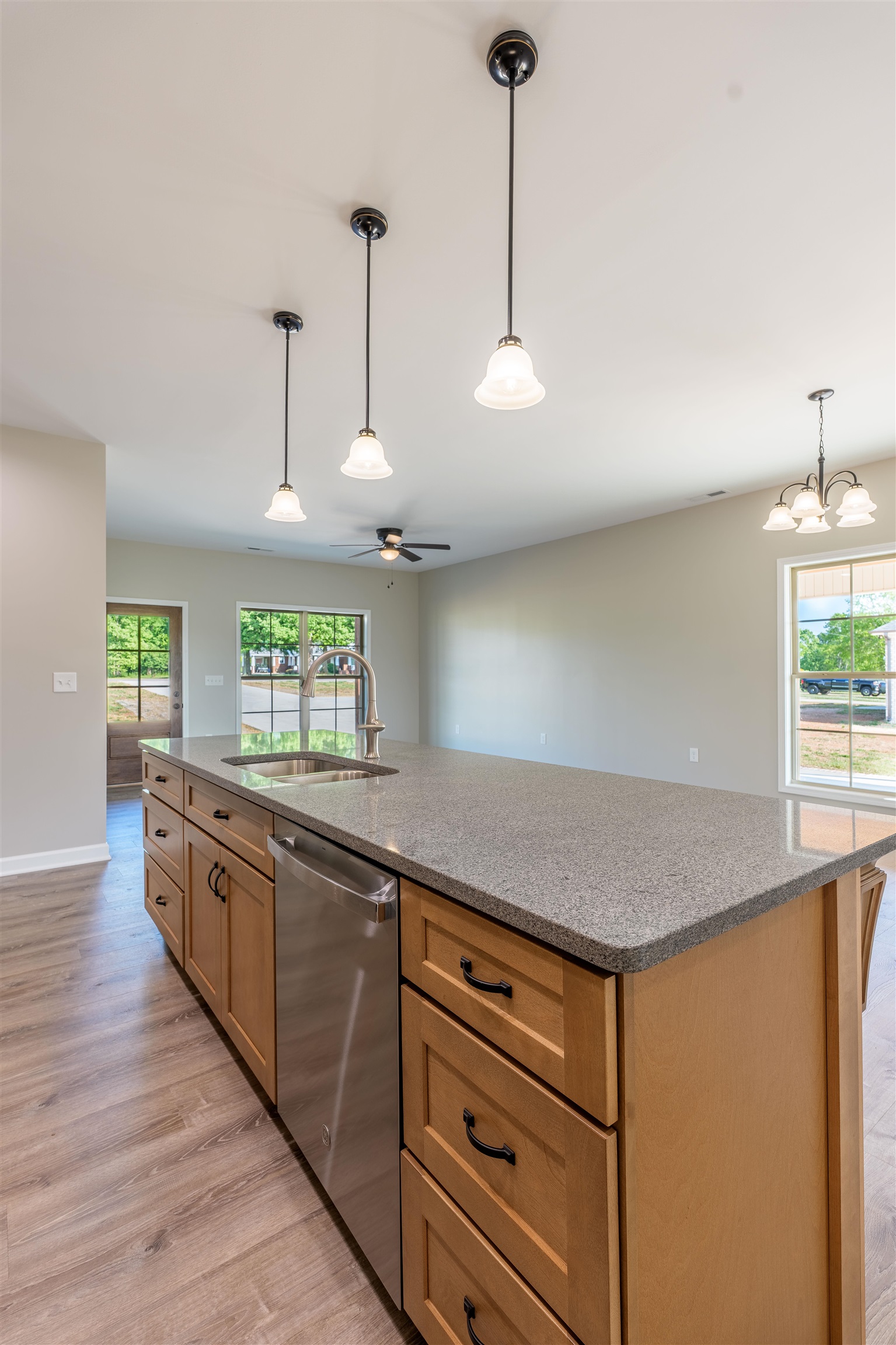 2403 Co Rd 91, Rogersville, AL 35652 — photo 12