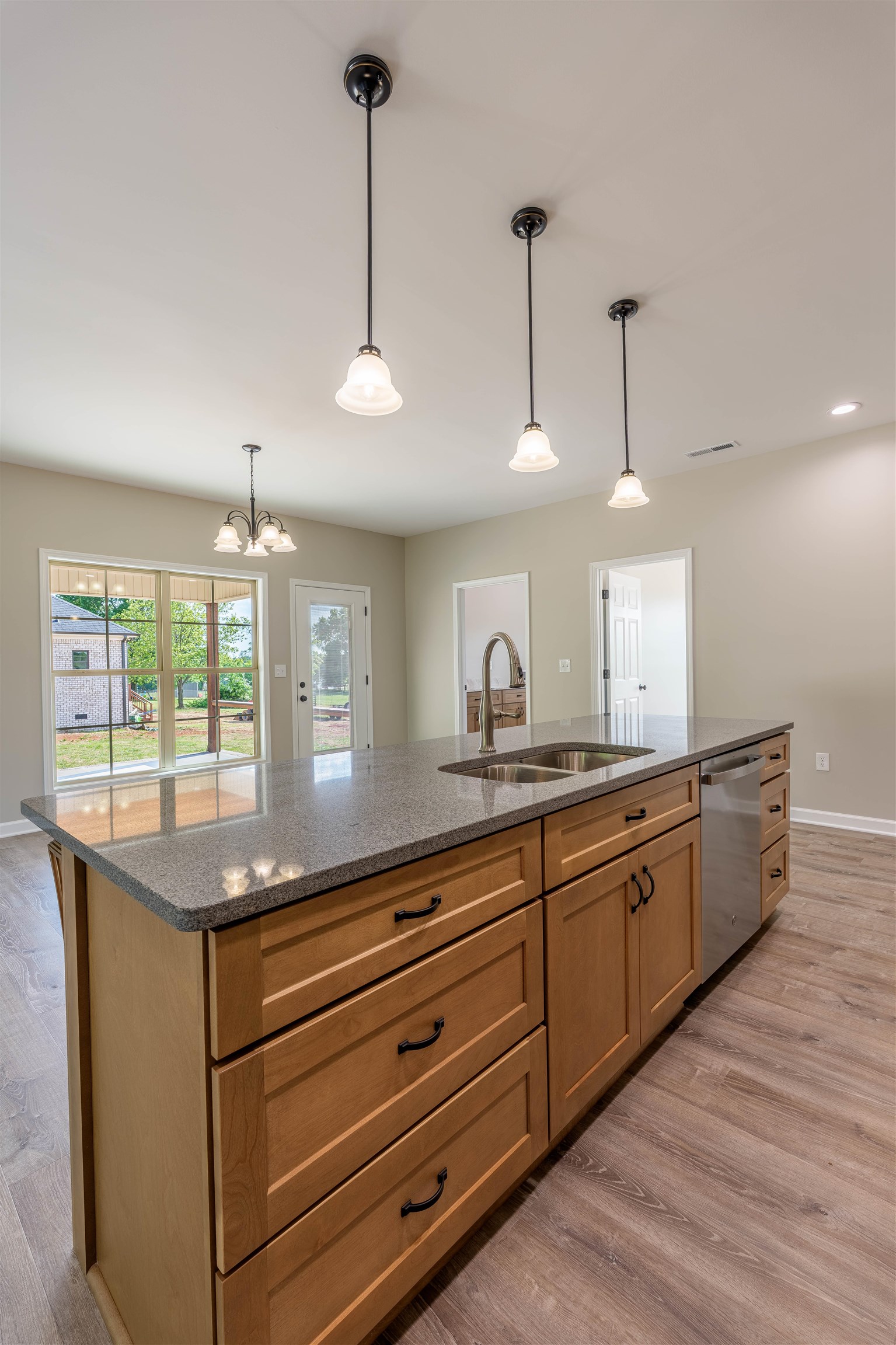 2403 Co Rd 91, Rogersville, AL 35652 — photo 10