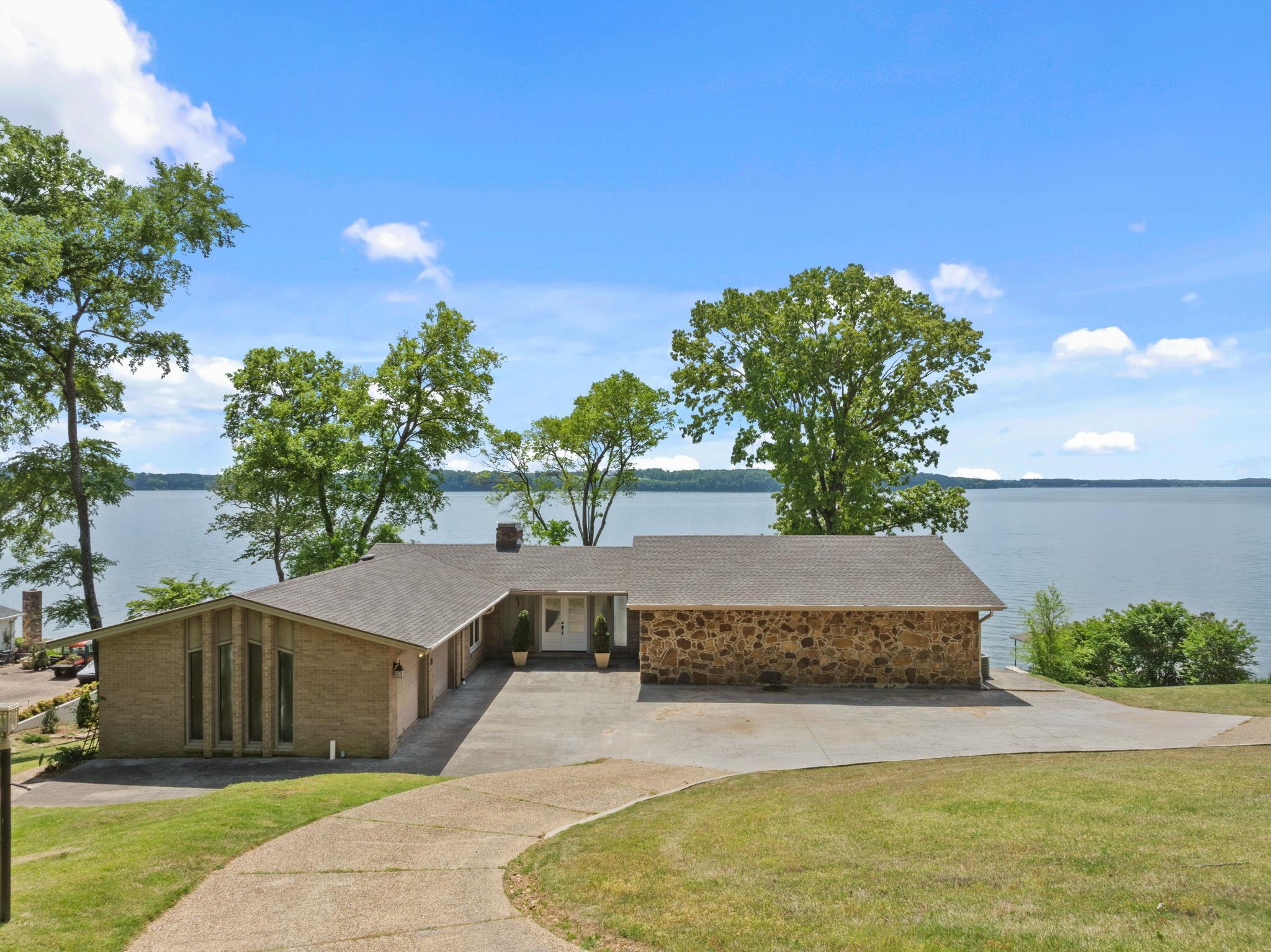 140 Terrapin Close, Killen, AL 35645 — photo 1