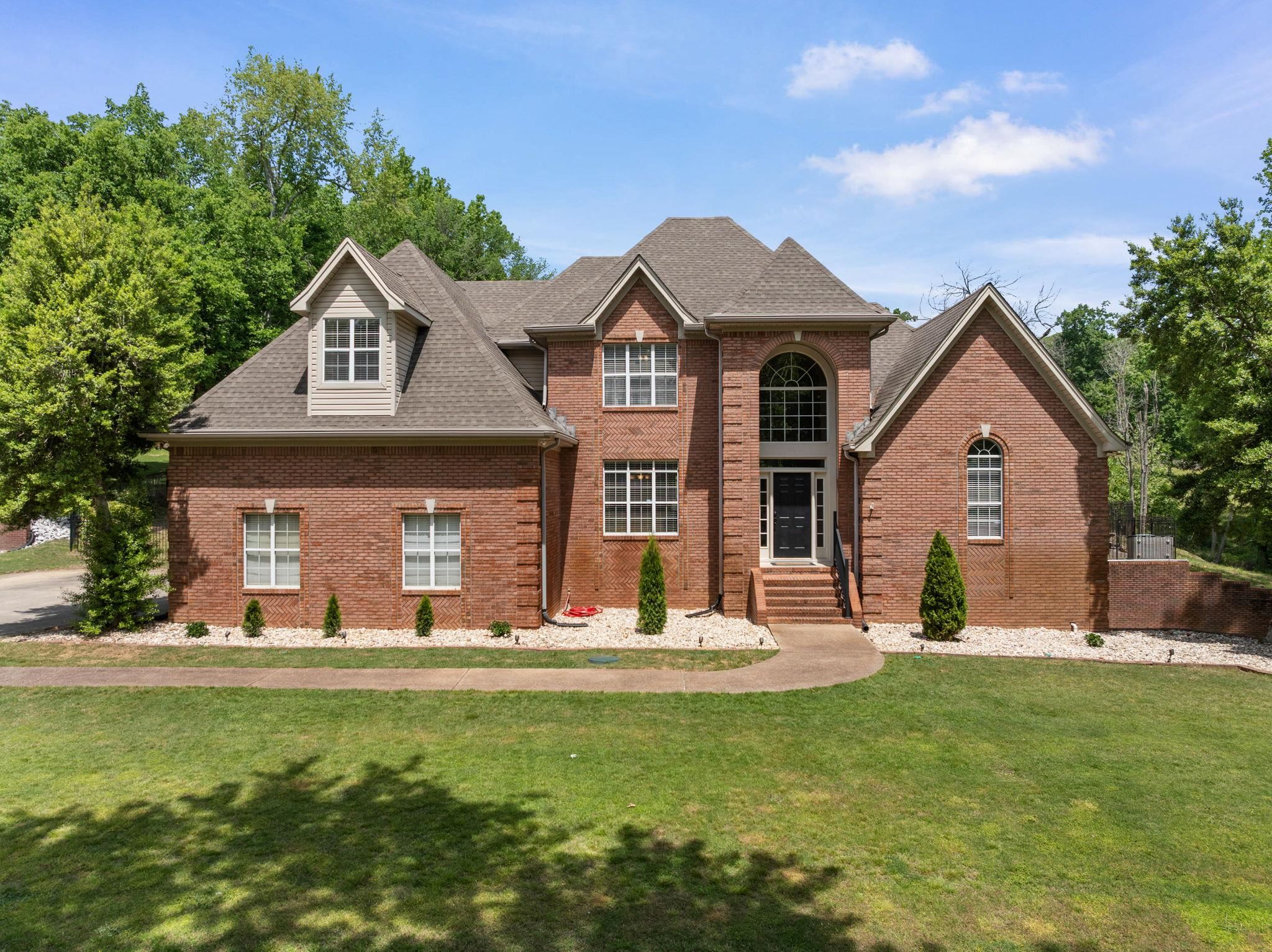 103 Cedar Point Ln, Killen, AL 35645 — photo 1