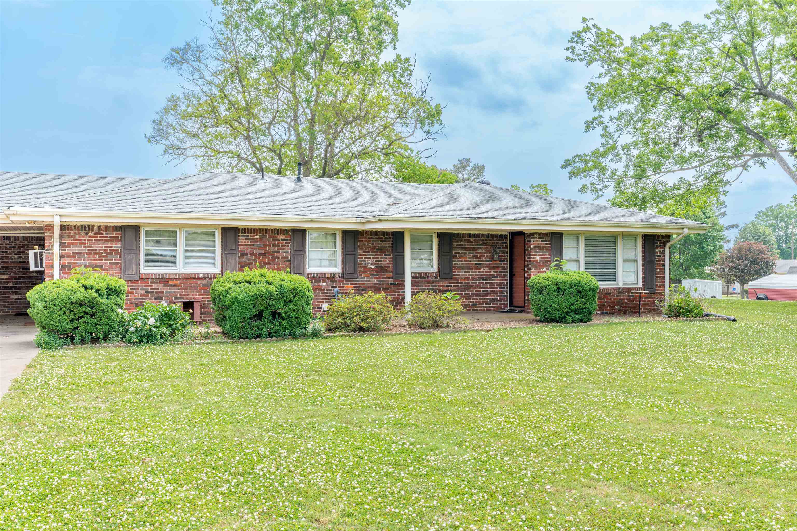 202 Blaine St, Muscle Shoals, AL 35661 — photo 2