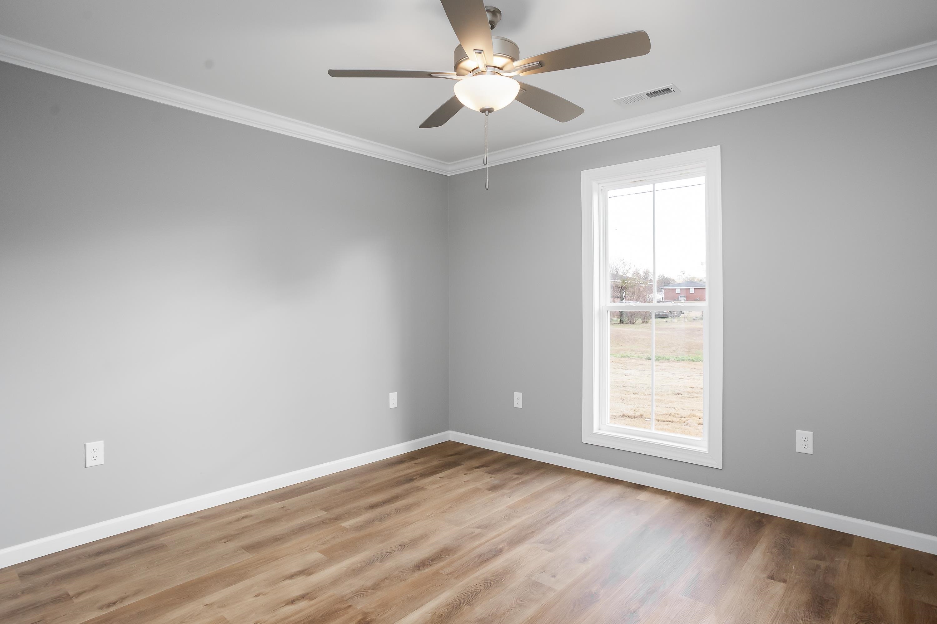 295 Knight Dr, Tuscumbia, AL 35674 — photo 10