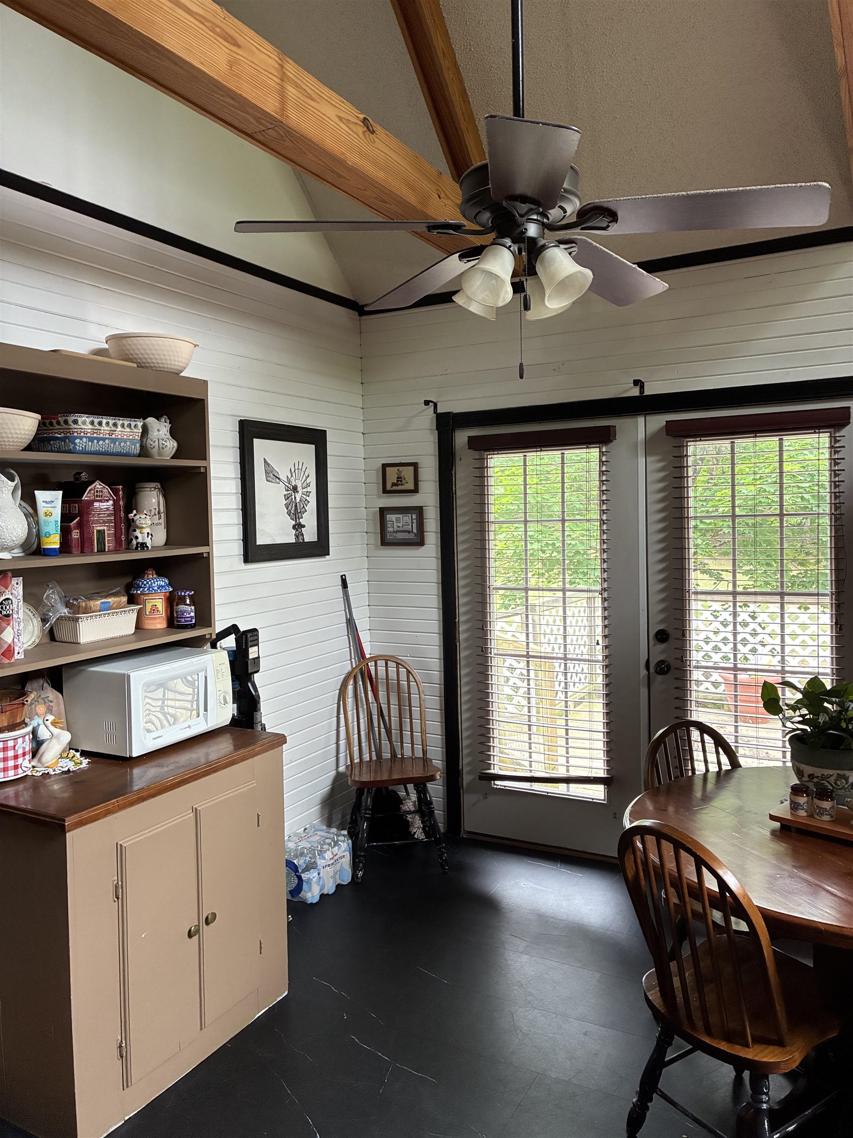 399 Jack Rd
