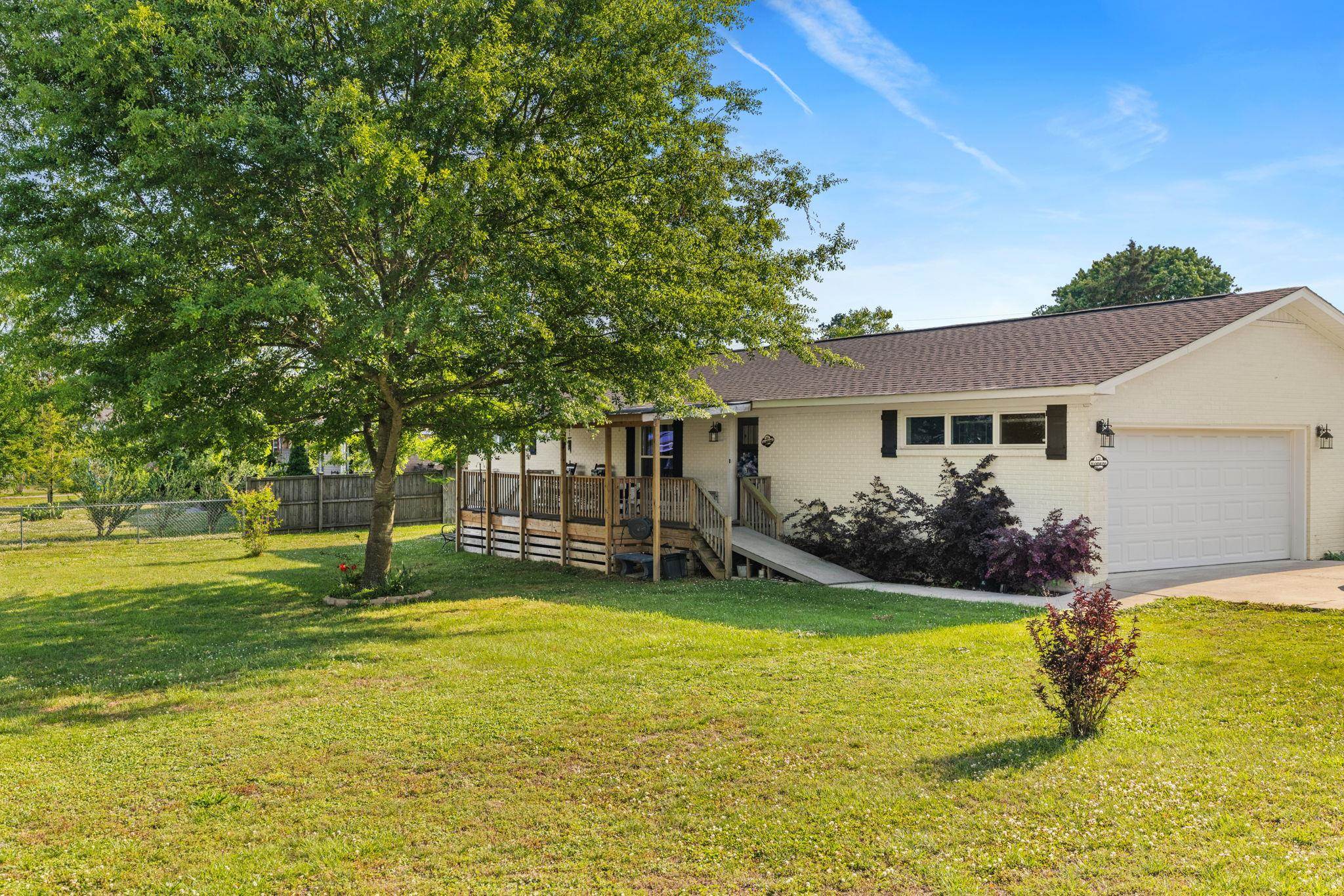 121 Mauldin Ave, Florence, AL 35634 — photo 2
