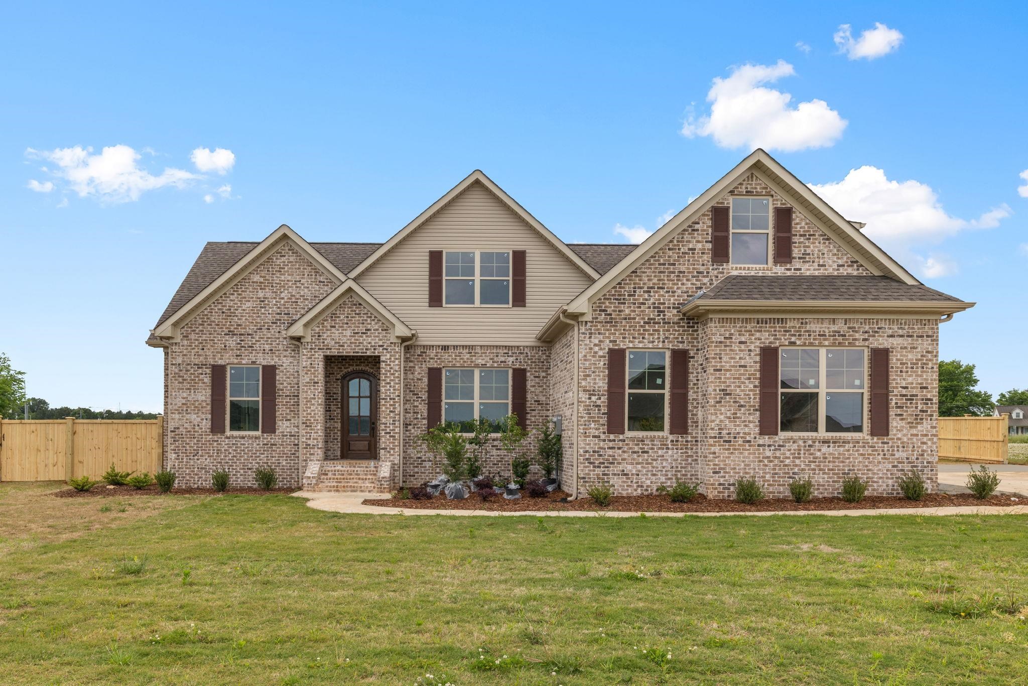 228 Carron Ln, Tuscumbia, AL 35674 — photo 1
