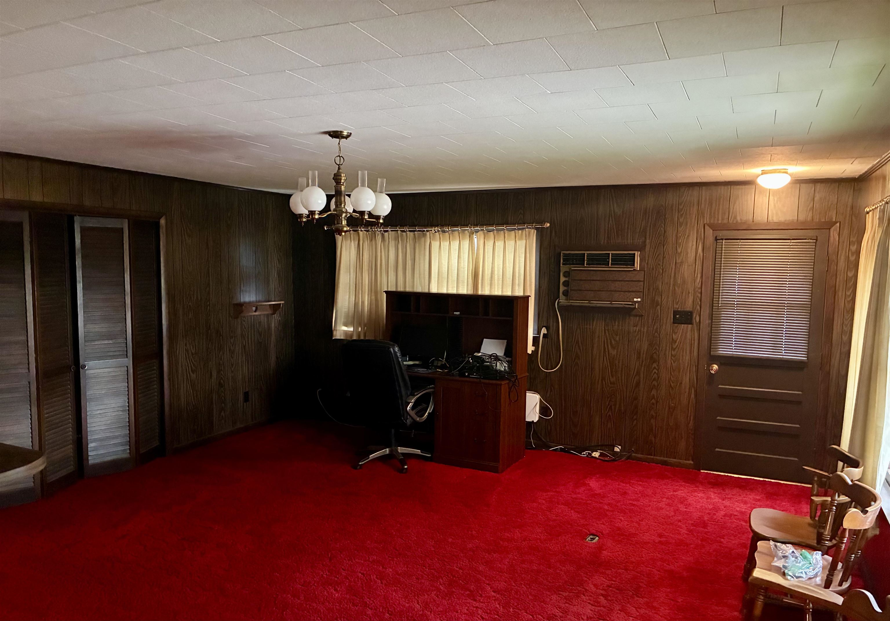 145 Indian Ln