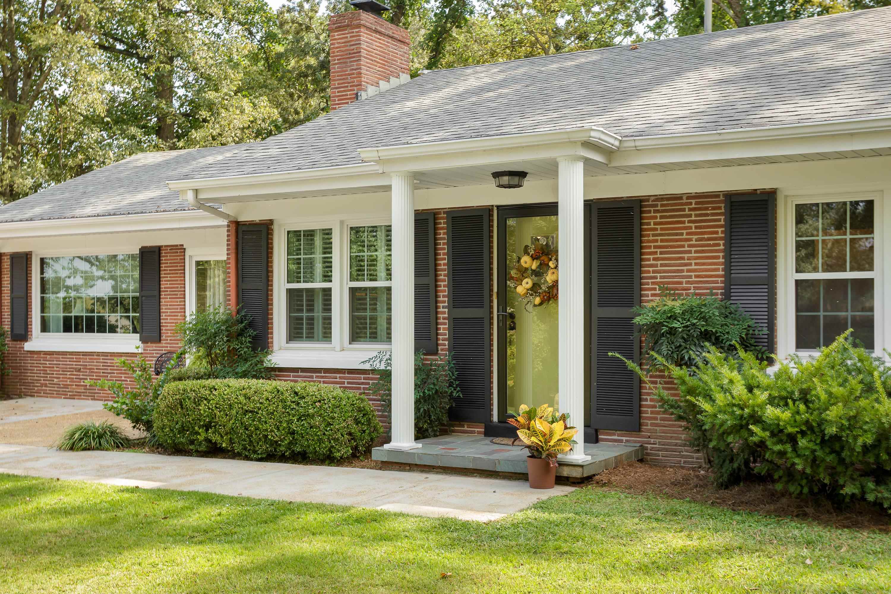 2605 McGee St, Sheffield, AL 35660 — photo 4