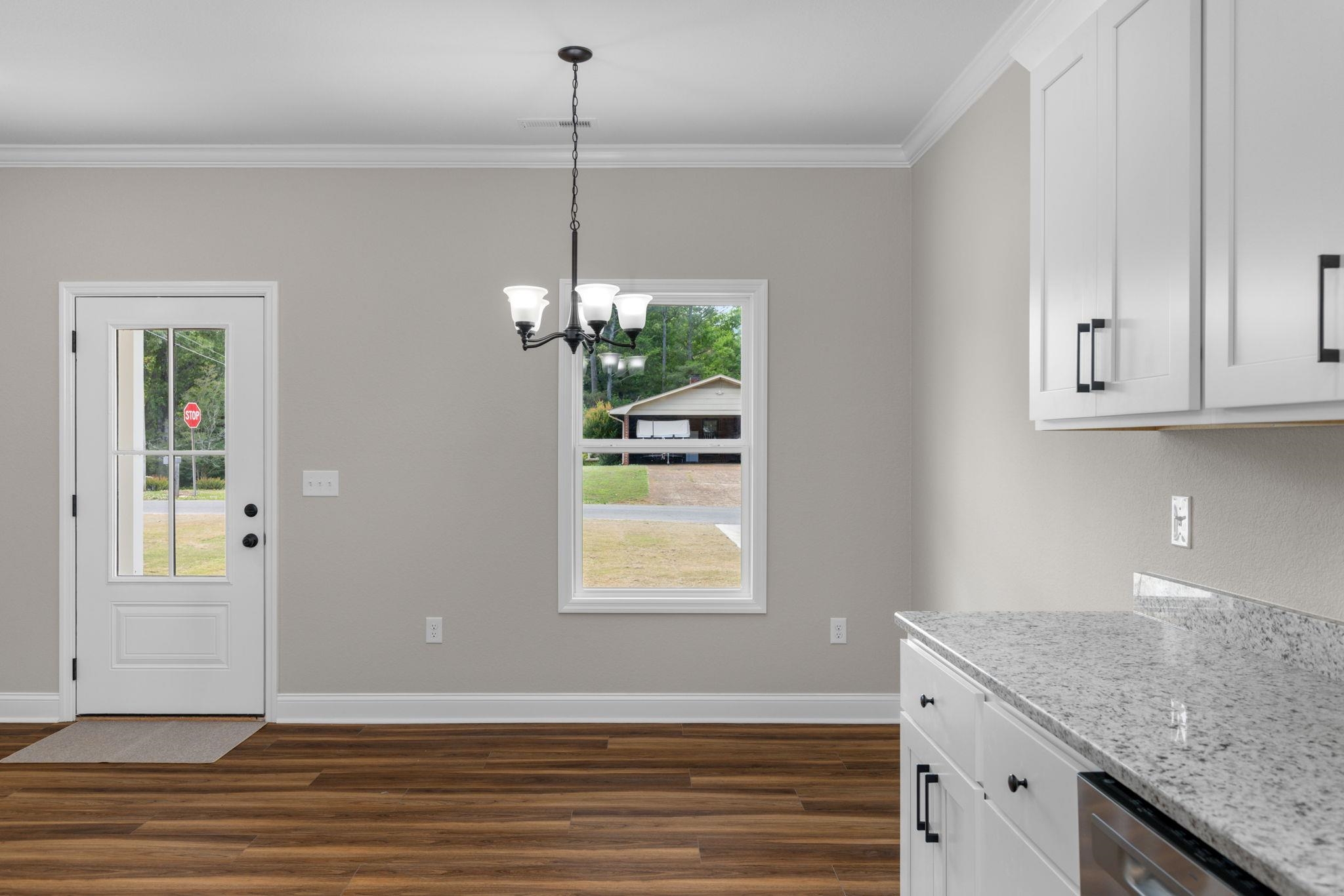 165 E Lakeside Dr, Florence, AL 35630 — photo 11
