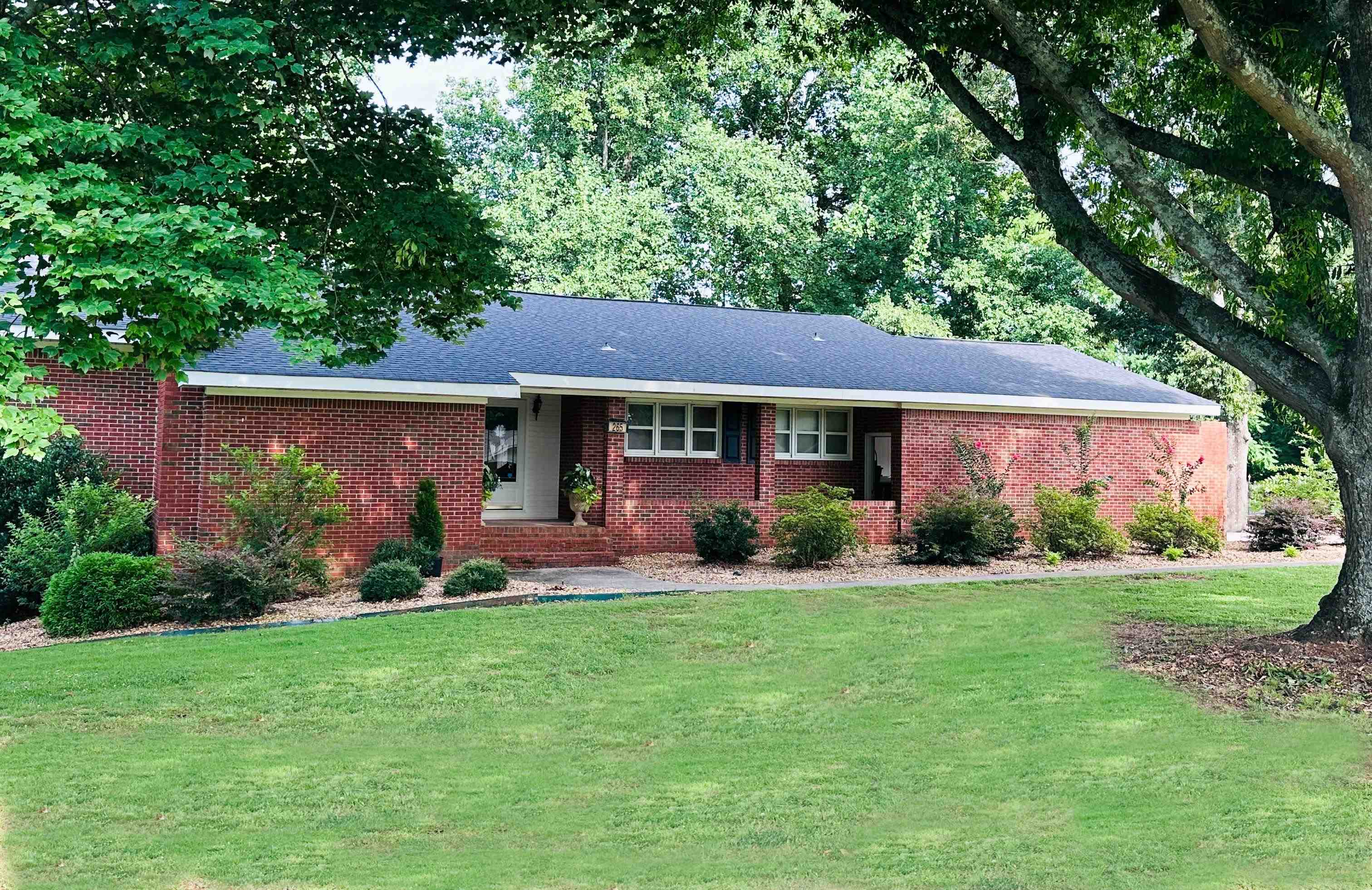 265 Skyline Dr