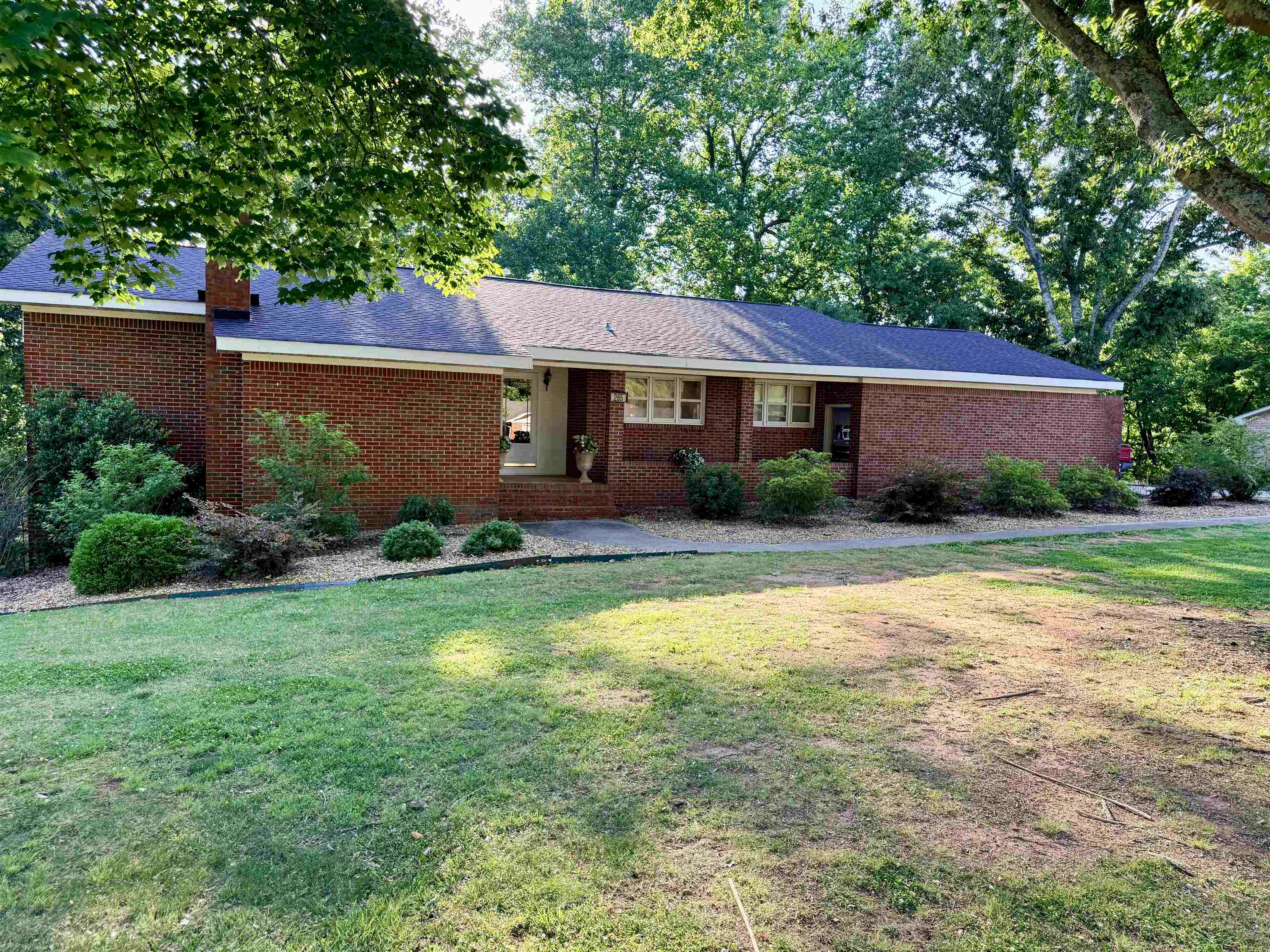 265 Skyline Dr