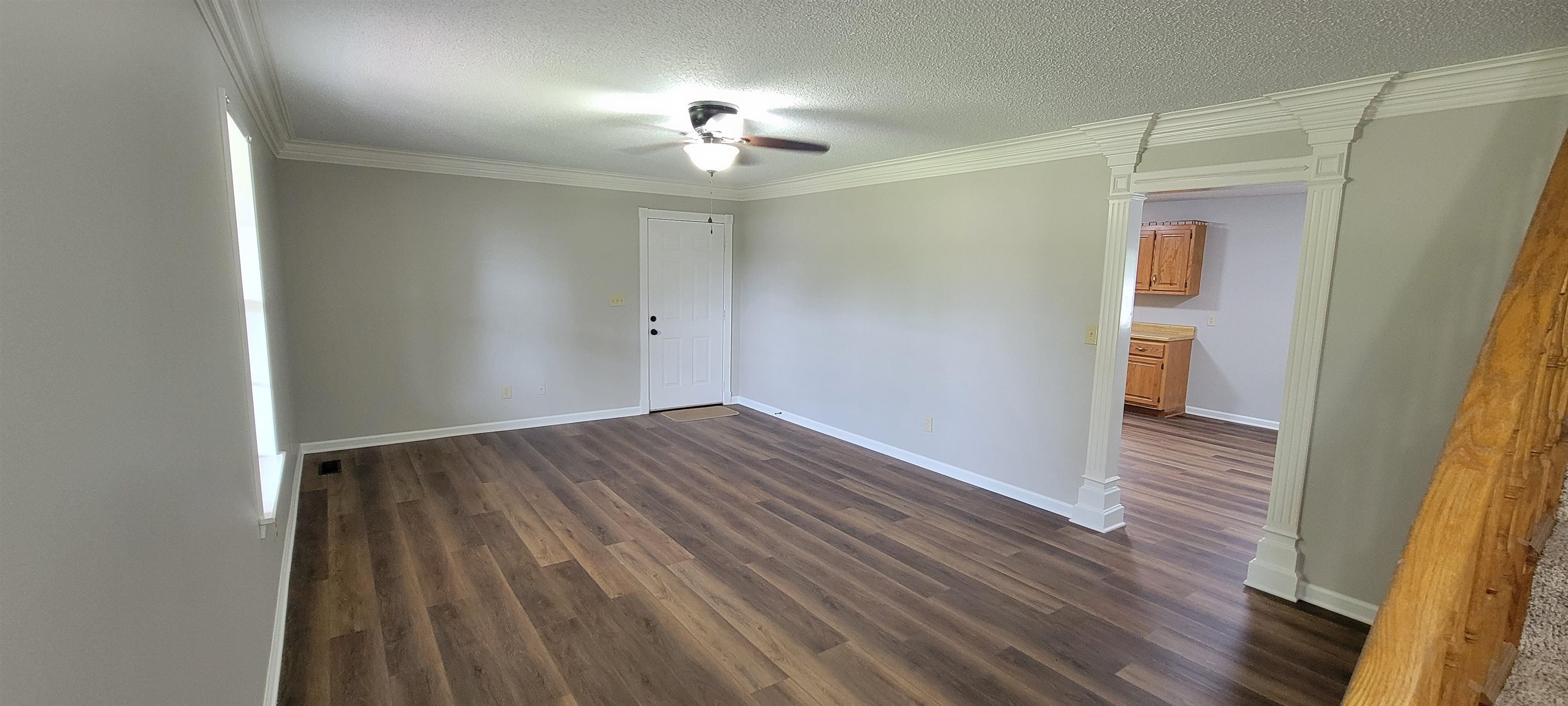 608 Eastman Ave, Tuscumbia, AL 35674 — photo 2
