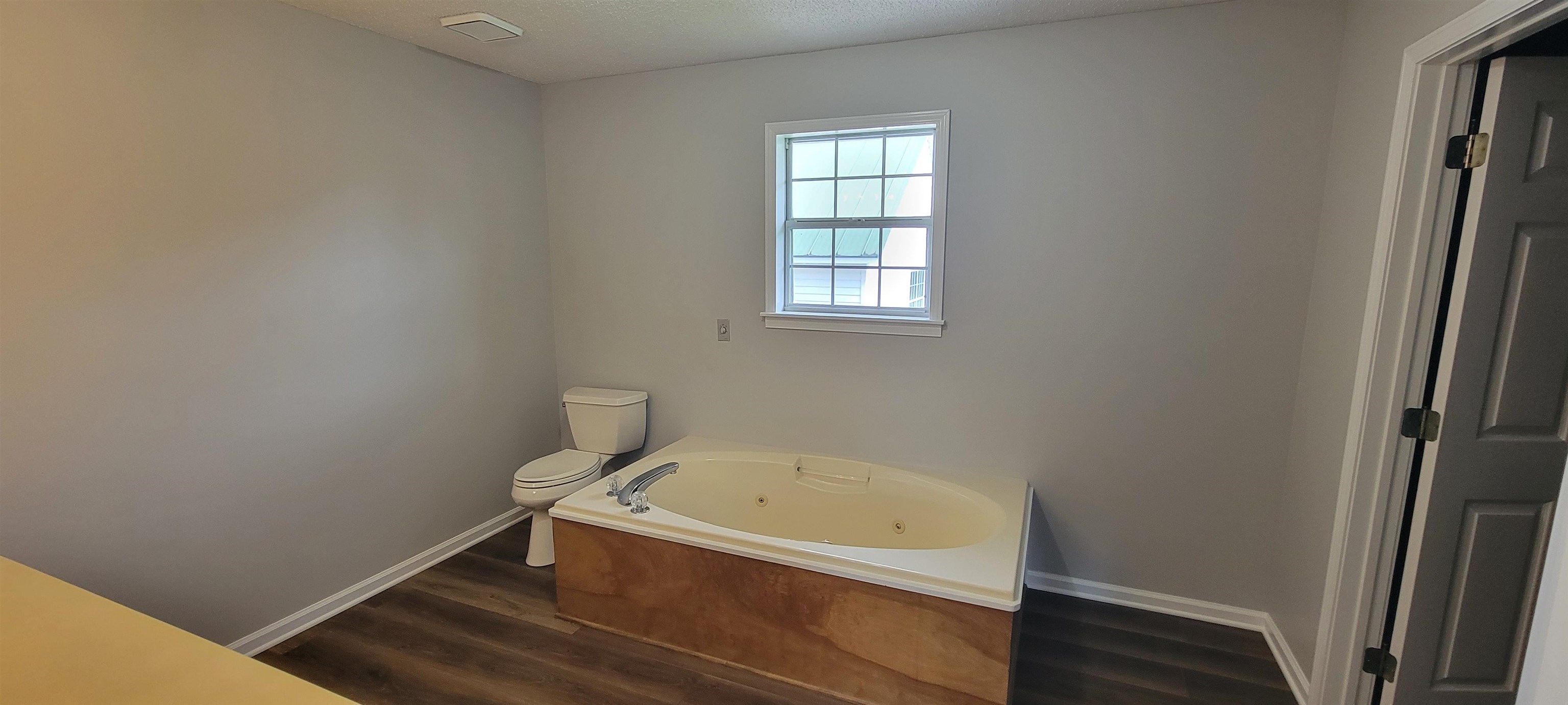608 Eastman Ave, Tuscumbia, AL 35674 — photo 7