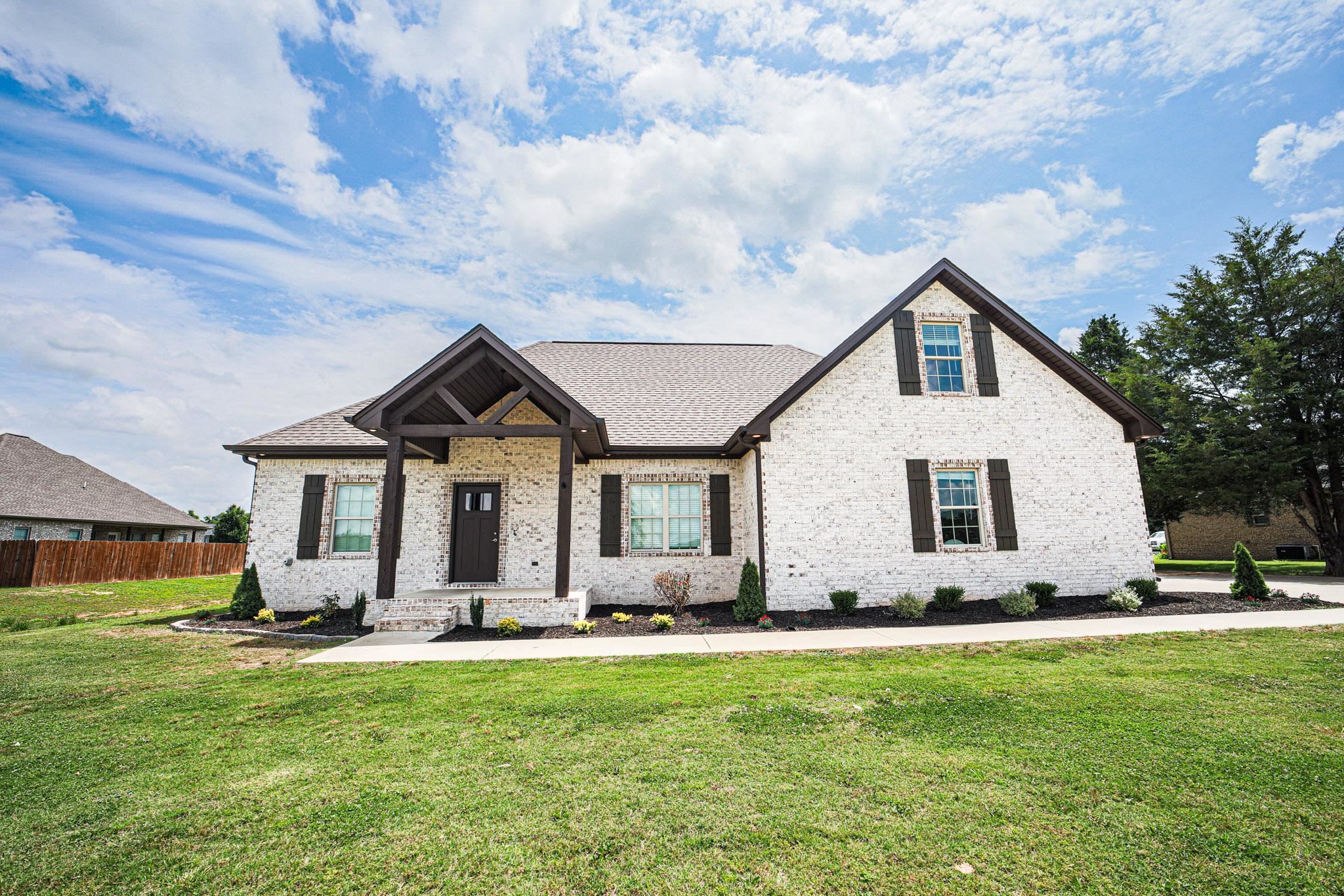 1446 Baker Ln, Tuscumbia, AL 35674 — photo 1