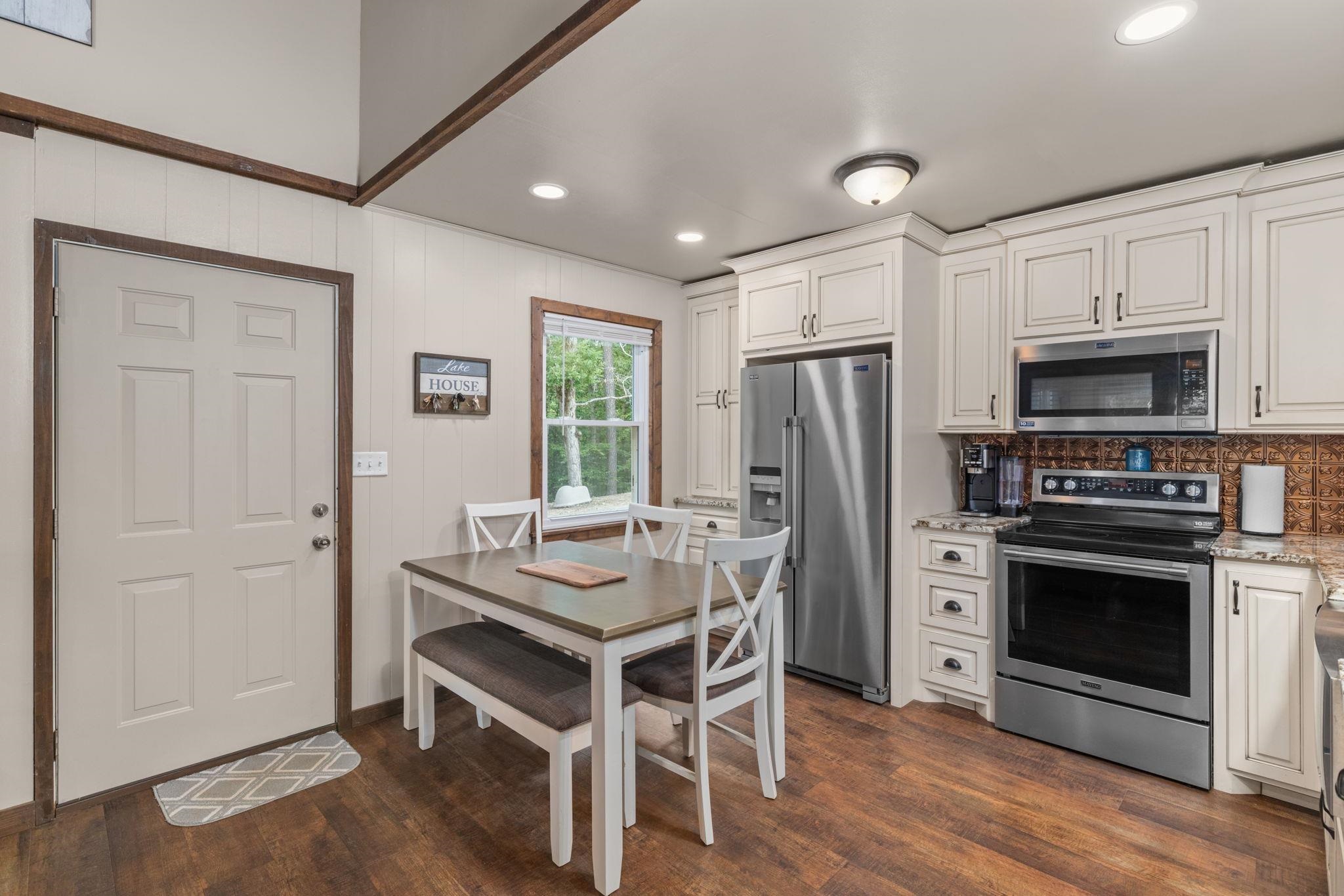 137 Sportsman Dr, Waterloo, AL 35677 — photo 9