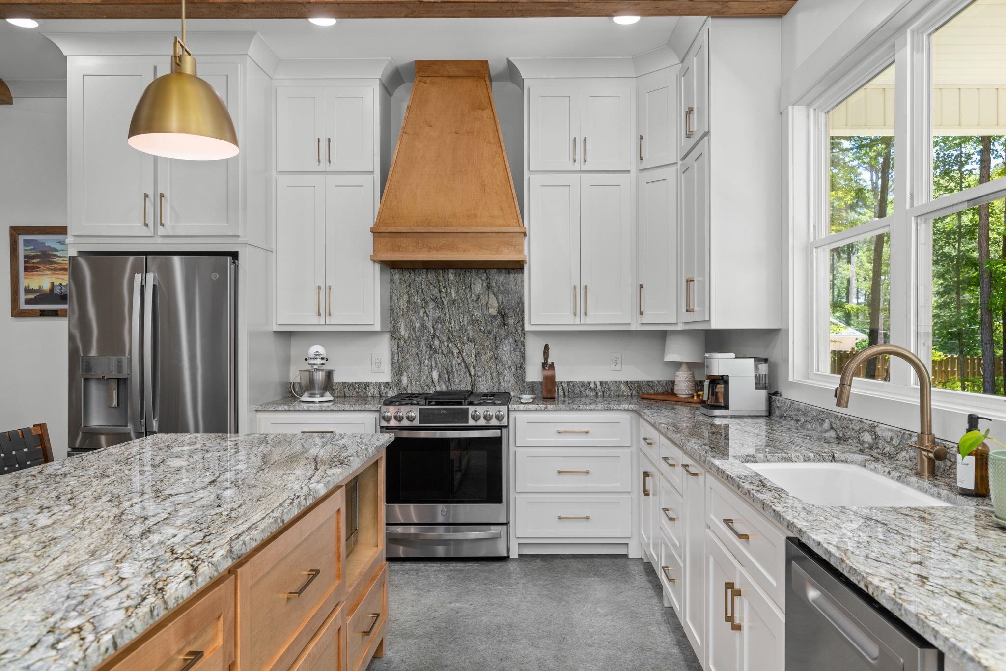 334 York Dr, Rogersville, AL 35652 — photo 11