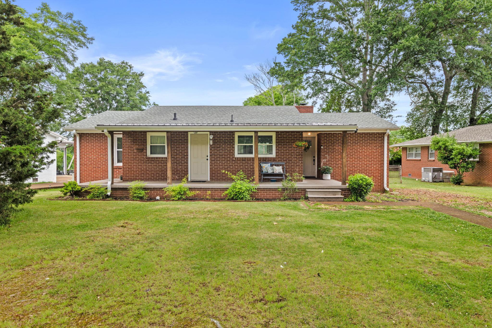 102 Wheeler Ave, Sheffield, AL 35660 — photo 1