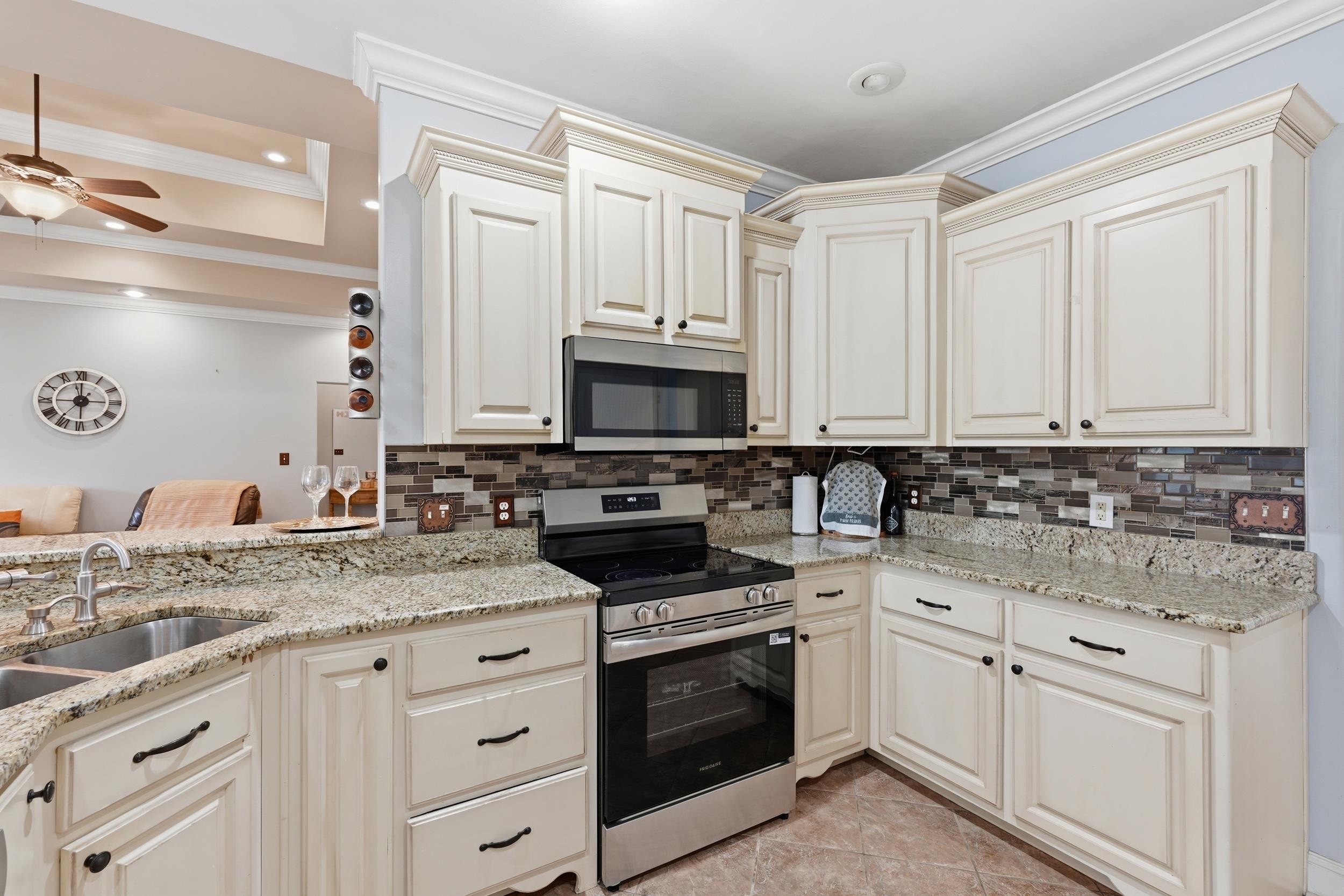 112 AIDAN LN, Muscle Shoals, AL 35661 — photo 6